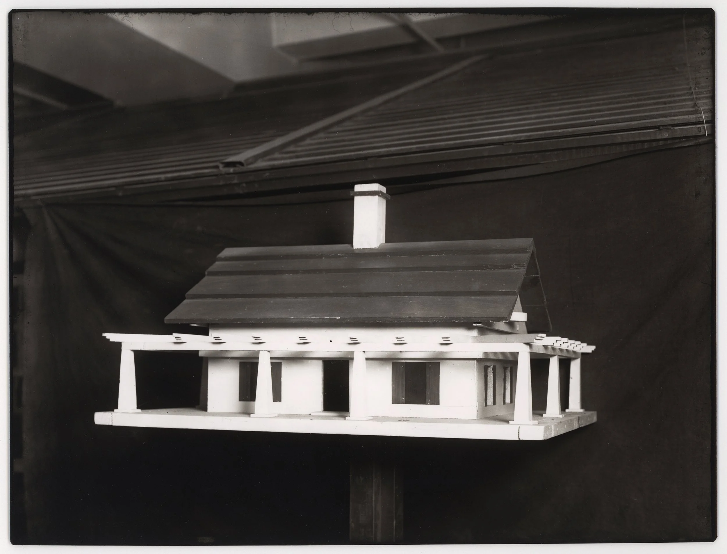 House3_300.jpg