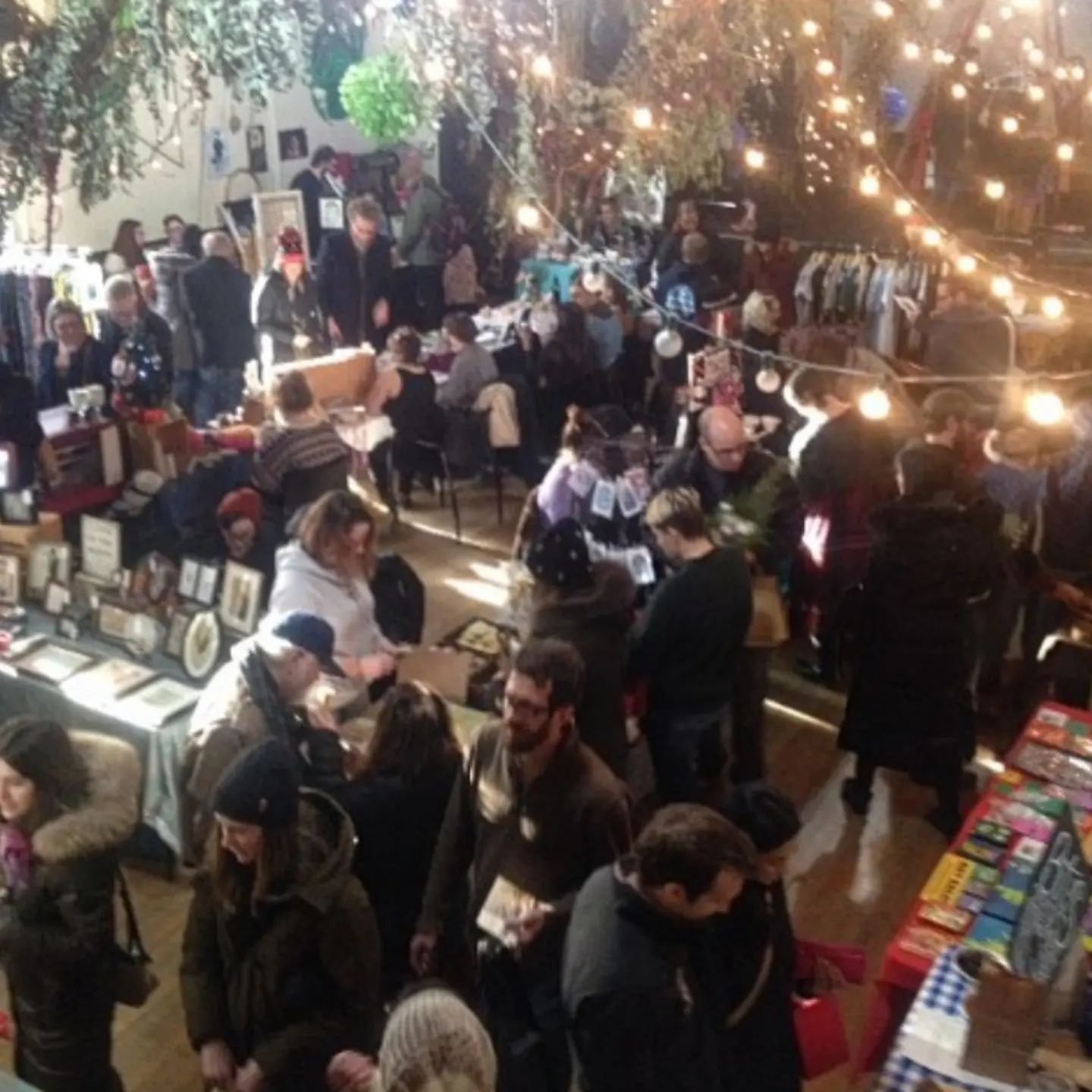 Our #JPHolidayMarket  returns this Dec 13th-15th!  Expect a huge selection of local artists, artisans, small businesses and non-profits offering something special for the holiday season. ☃️

We'll have warm drinks, treats and treasures for you to sho