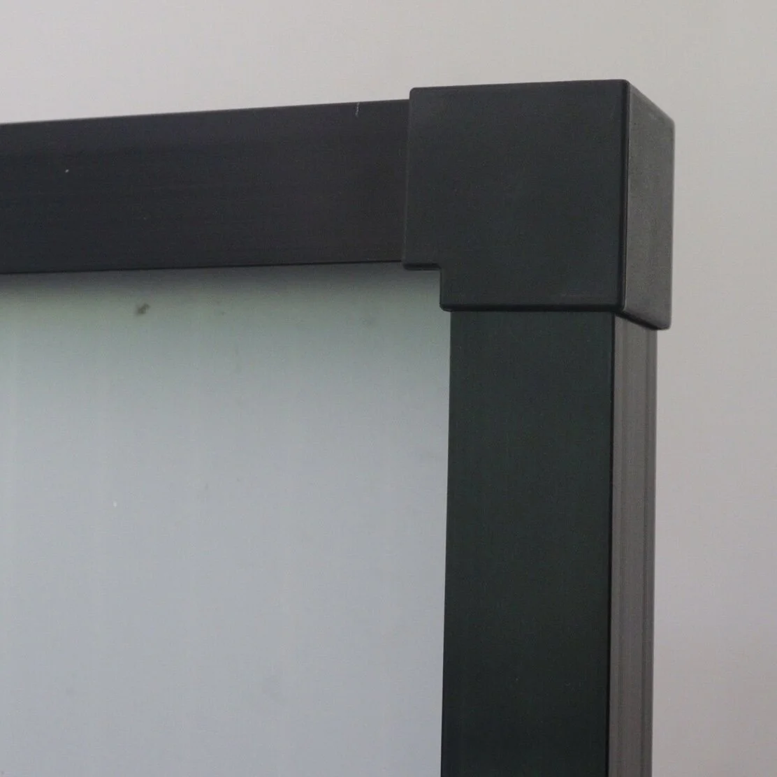 EEDFA216-8885-4222-878A-00D6C02FE764