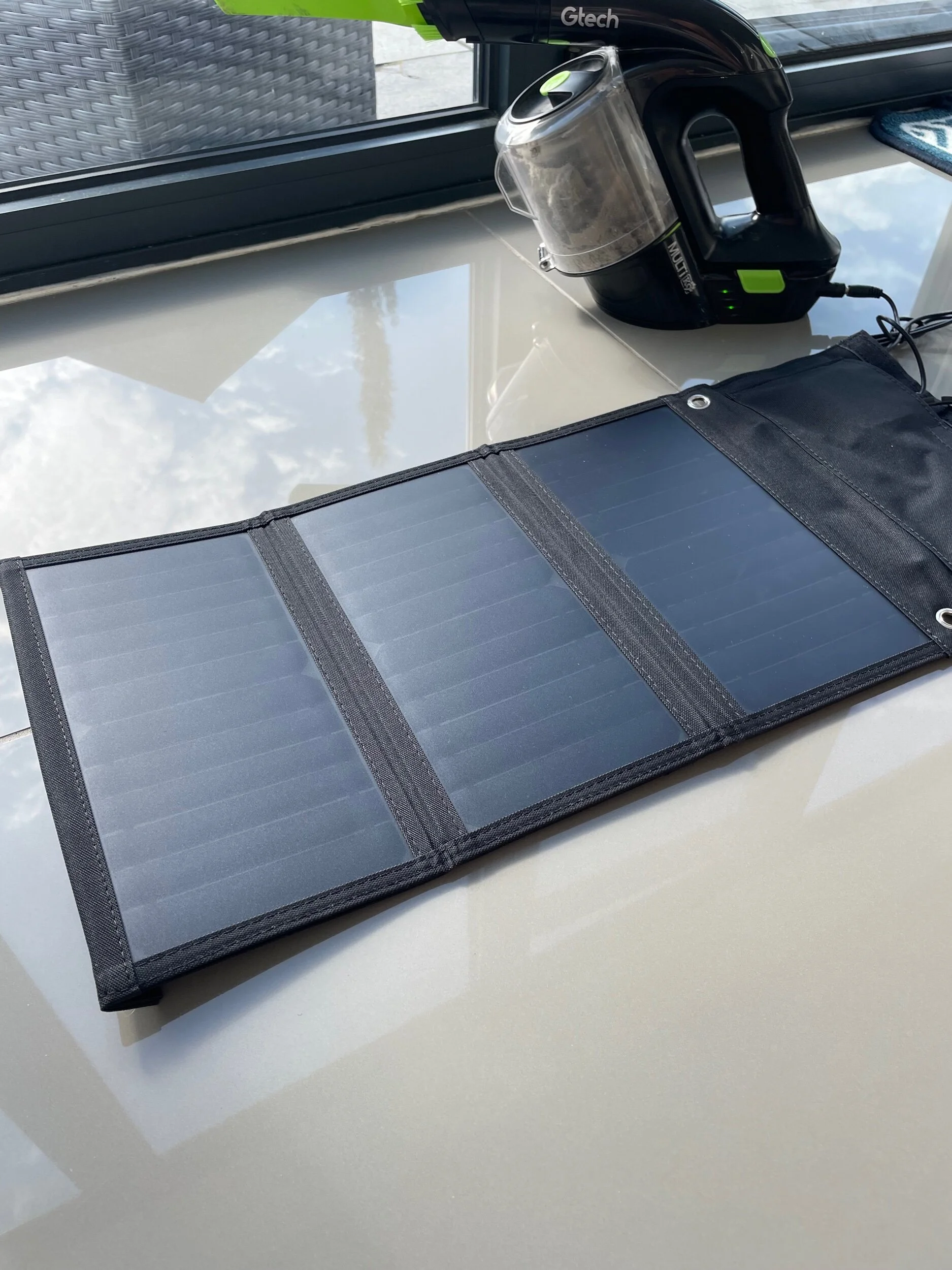 2E306548-9E32-4E60-B9DB-F747C1EAA889