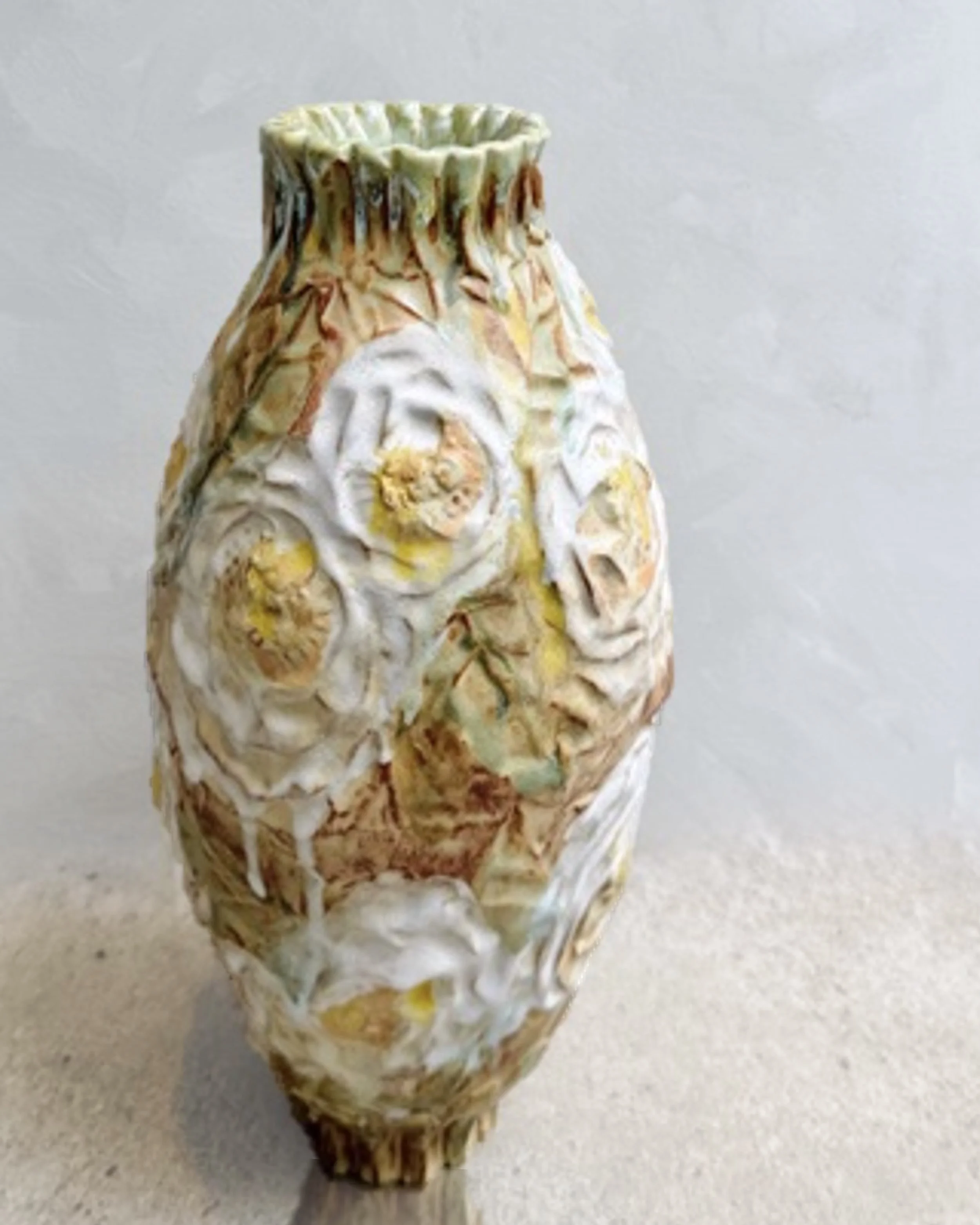 White Roses Tower Vase