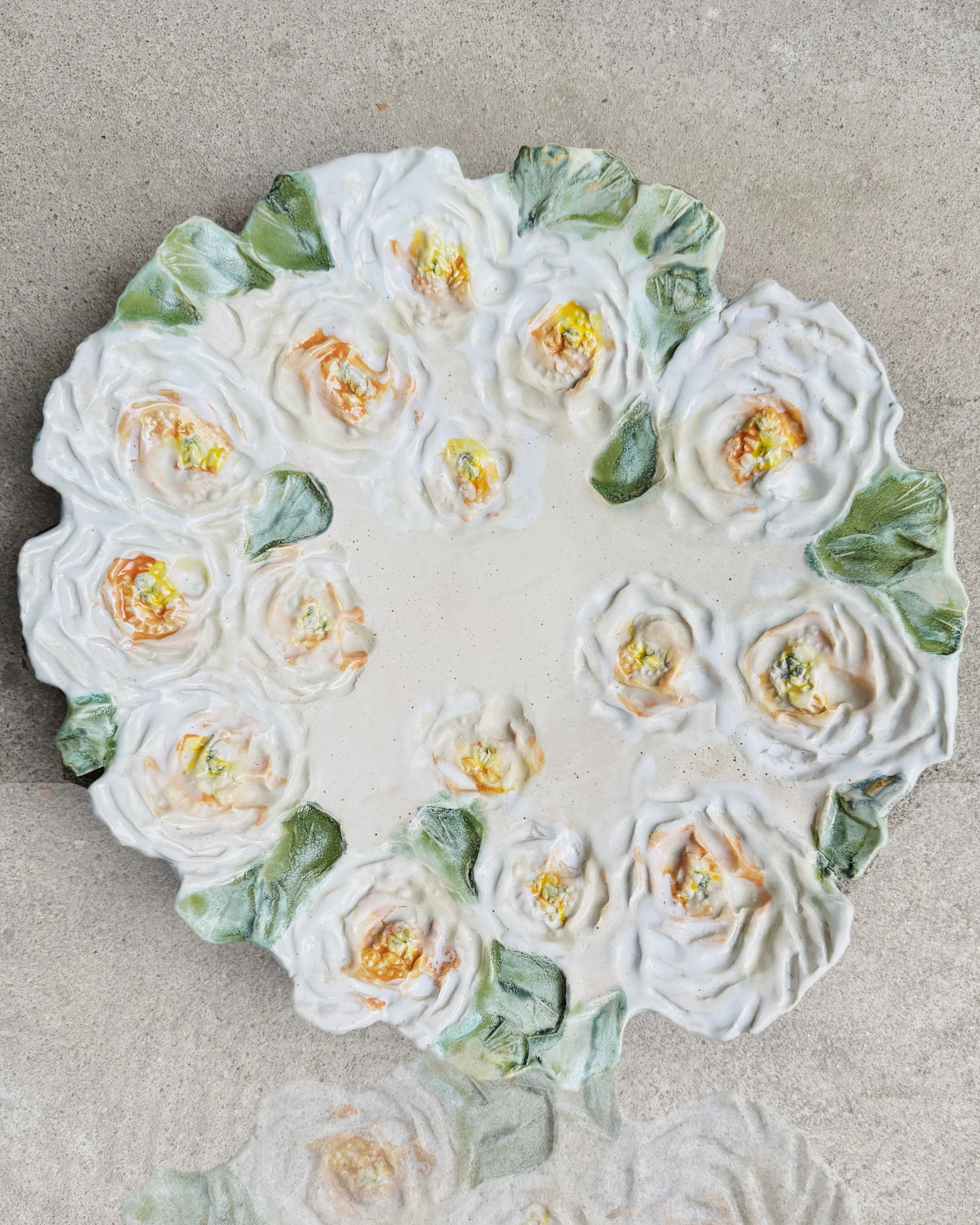 White Rose Nova Plate