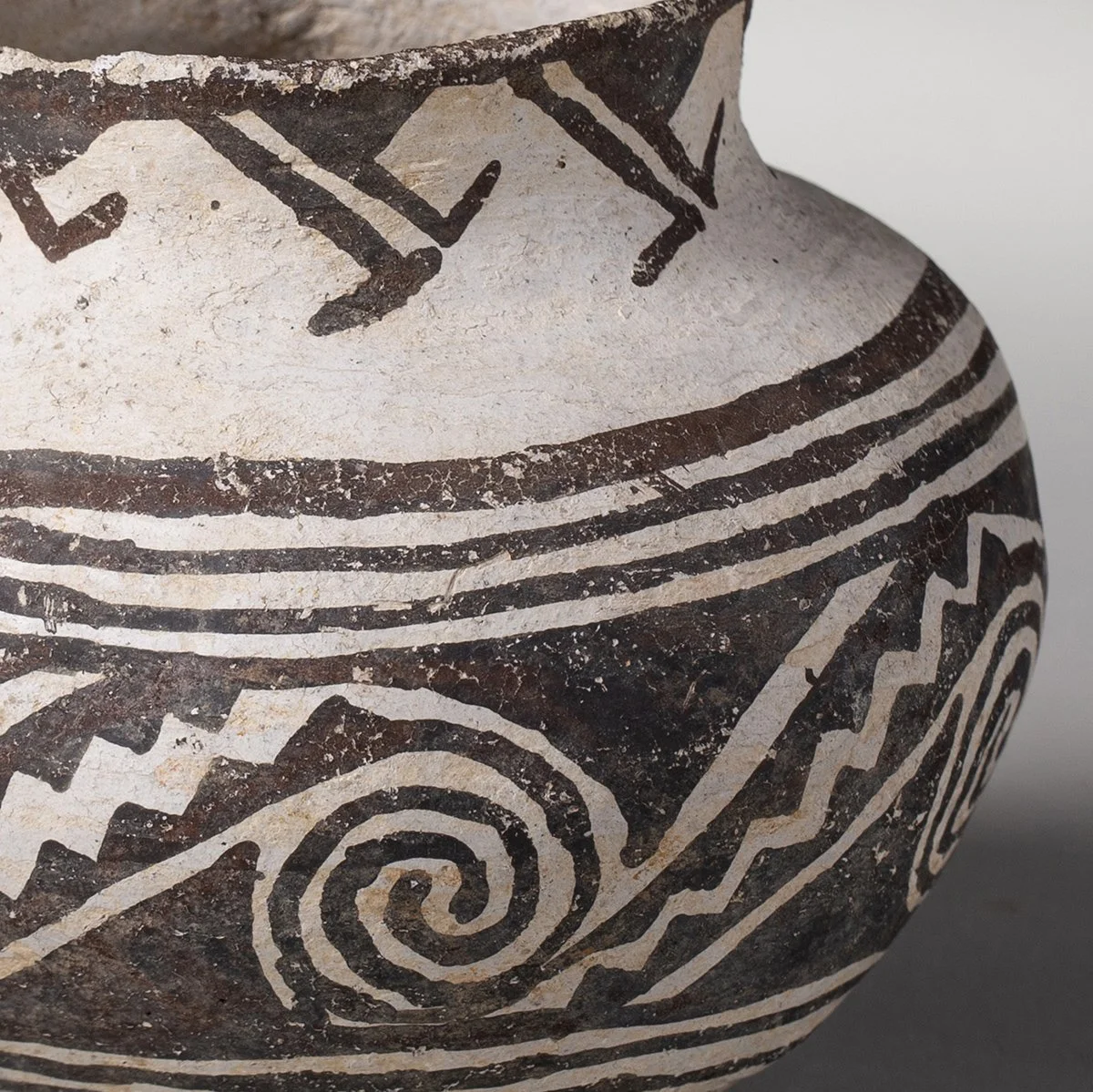2338-Fine-Anazazi-Jug-Pre-Historic-Pottery-Native-American-Art-Blackburn-2.jpg