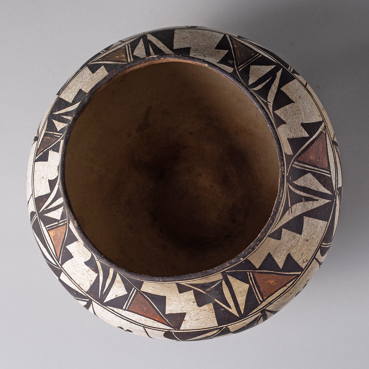2341-Fine-Acoma-Olla-Historic-Pottery-Native-American-Art-Blackburn-6.jpg