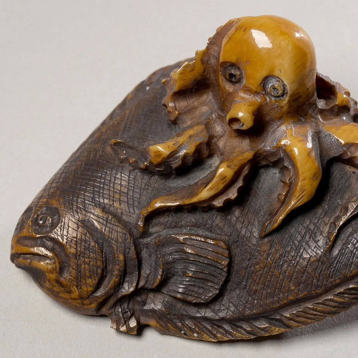 1230-Netsuke-Octopus-Flounder-Asian-Art-Blackburn-2.jpg
