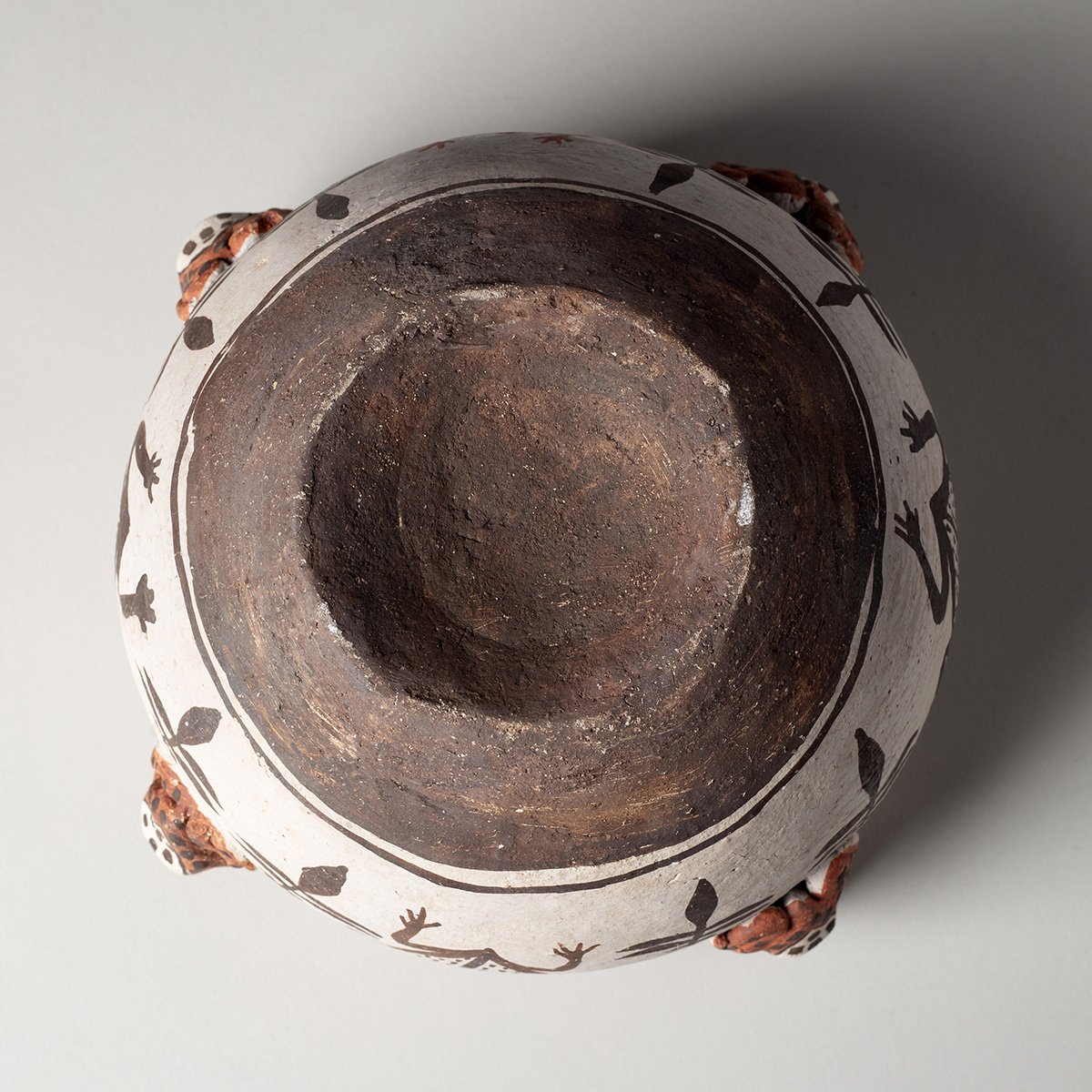 1370-Fine-Zuni-Frog-Pot-Historic-Pottery-Native-American-Art-Blackburn-7.jpg
