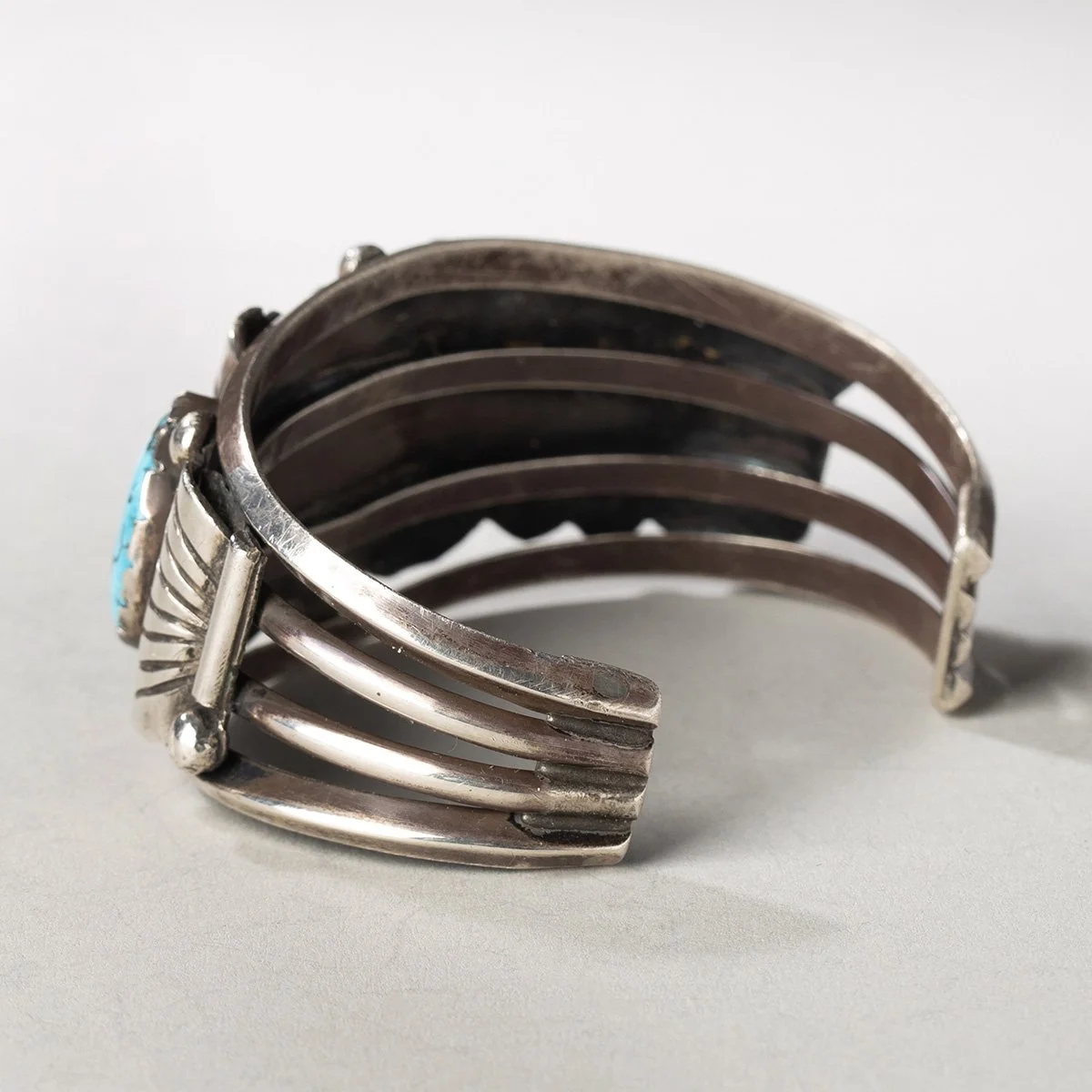 2474-Heavy-1970s-Navajo-Bracelet-Jewelry-Native-American-Art-Blackburn-2.jpg