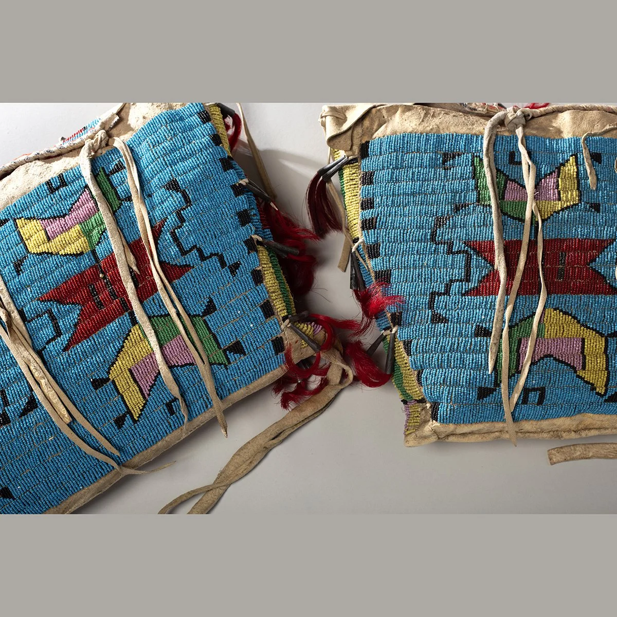 1815-Yanktonai-Sioux-Possible-Bags-Beadwork-Native-American-Art-Blackburn-4.jpg