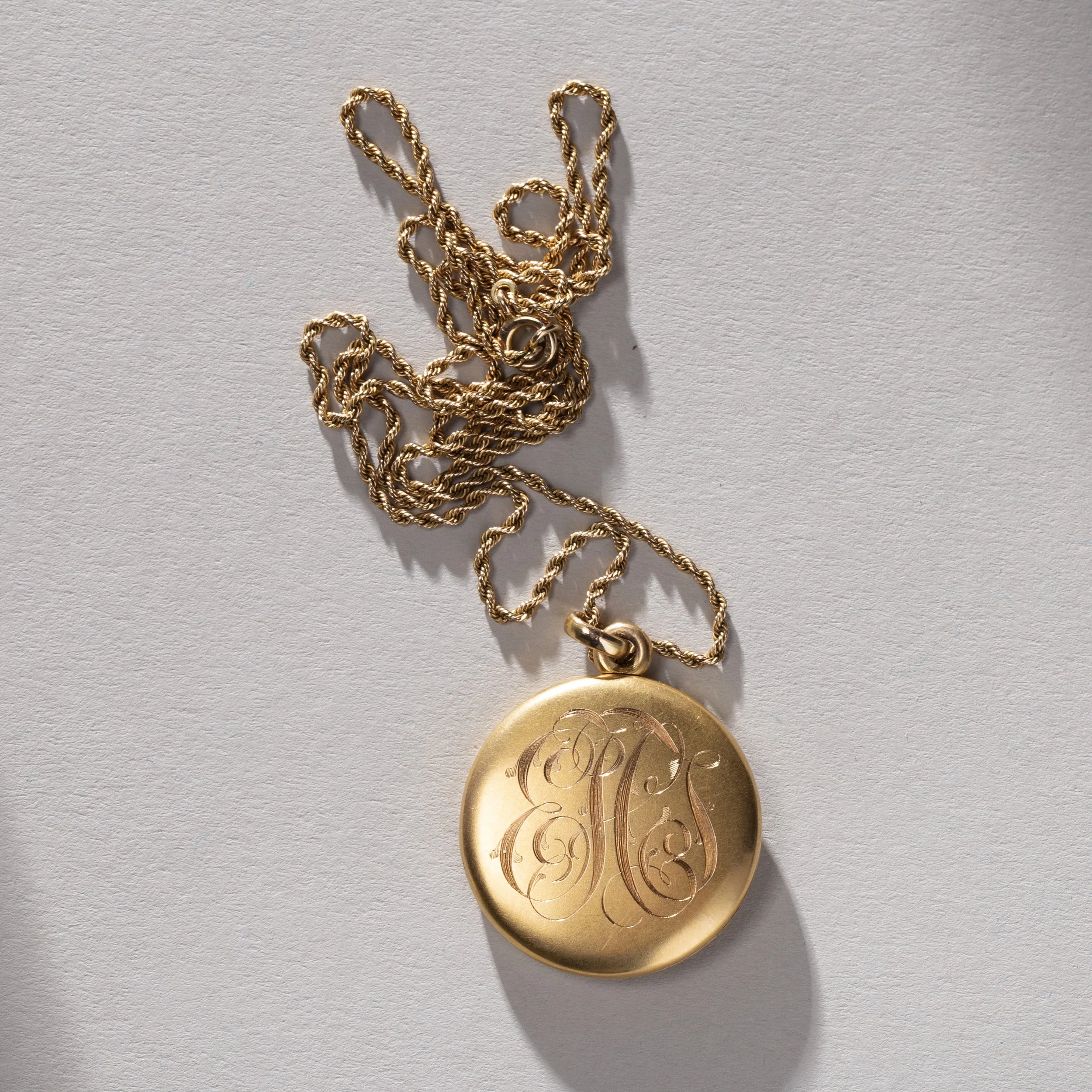 2298-Victorian-Gold-Diamond-Memorial-Locket-Jewelry-Art-Blackburn-3.jpg