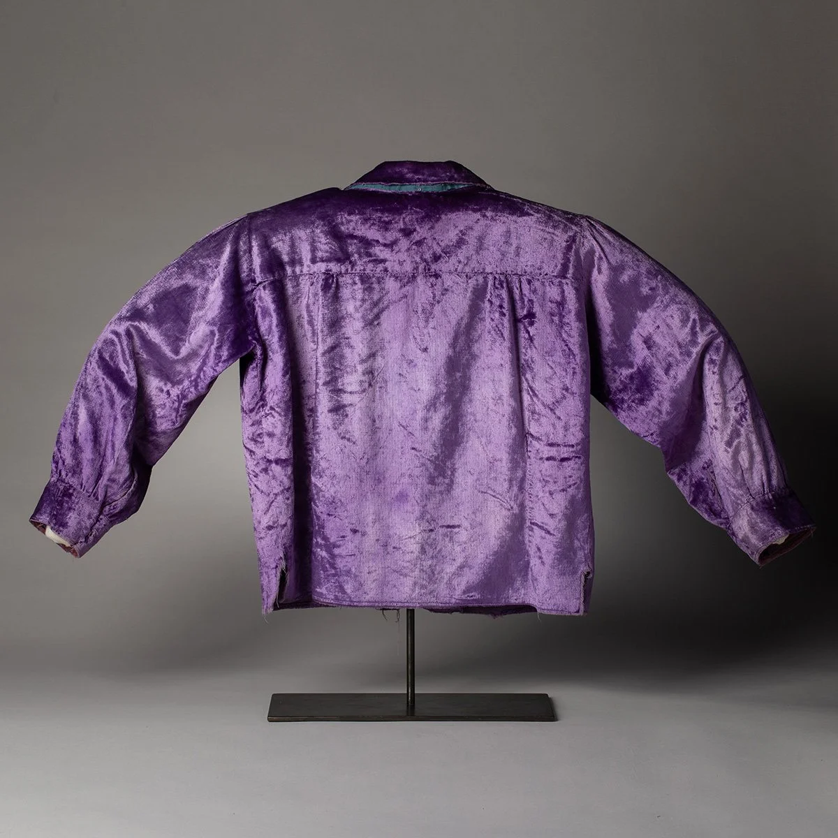 2688-1920s-Navajo-Velvet-Womens-Blouse-Jewelry-Pins-Other-Native-American-Art-Blackburn-3.jpg (Copy)