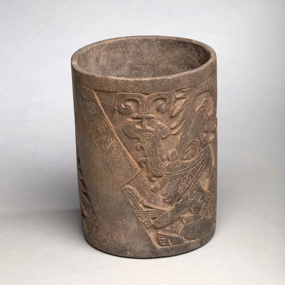 Incised-Mayan-Cylinder-Maya-Pre-Colmbian-Art-Blackburn-1.jpg