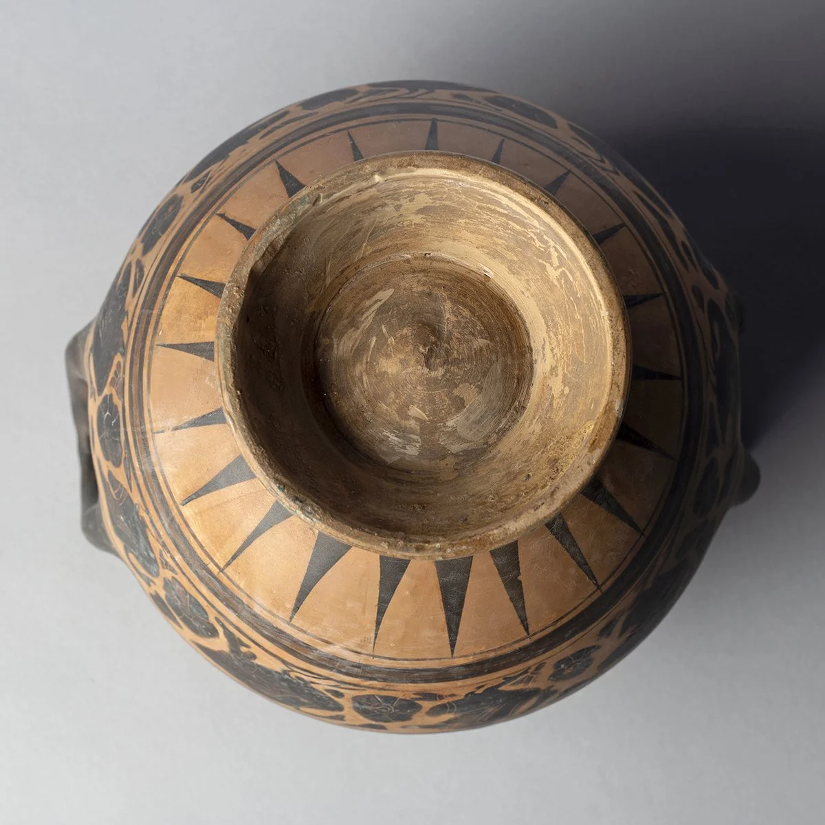 Corithinian-Deccorated-Amphora-Curiosities-Art-Blackburn-9.jpg