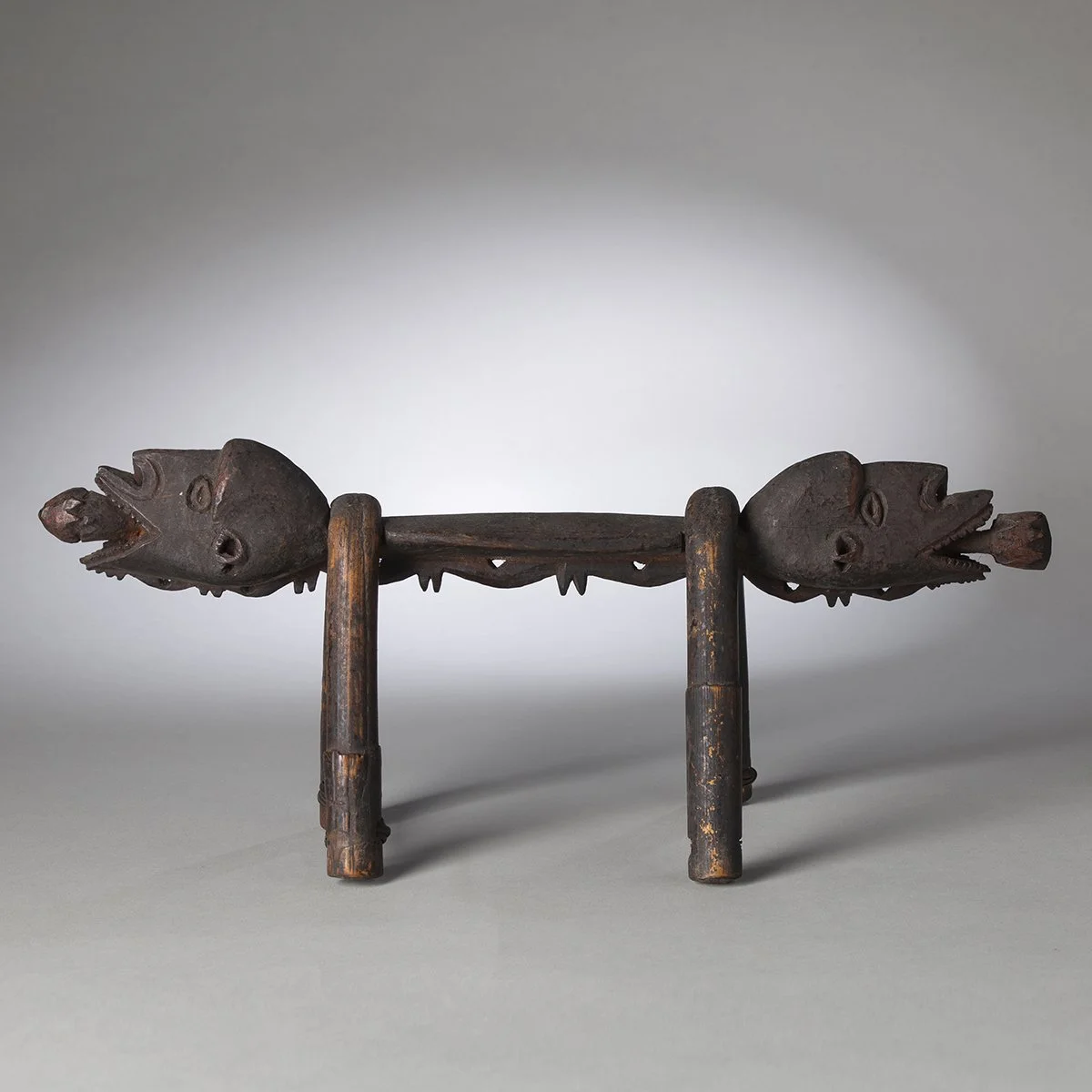 New-Guinea-Headrest-Oceanic-Art-Blackburn-1.jpg