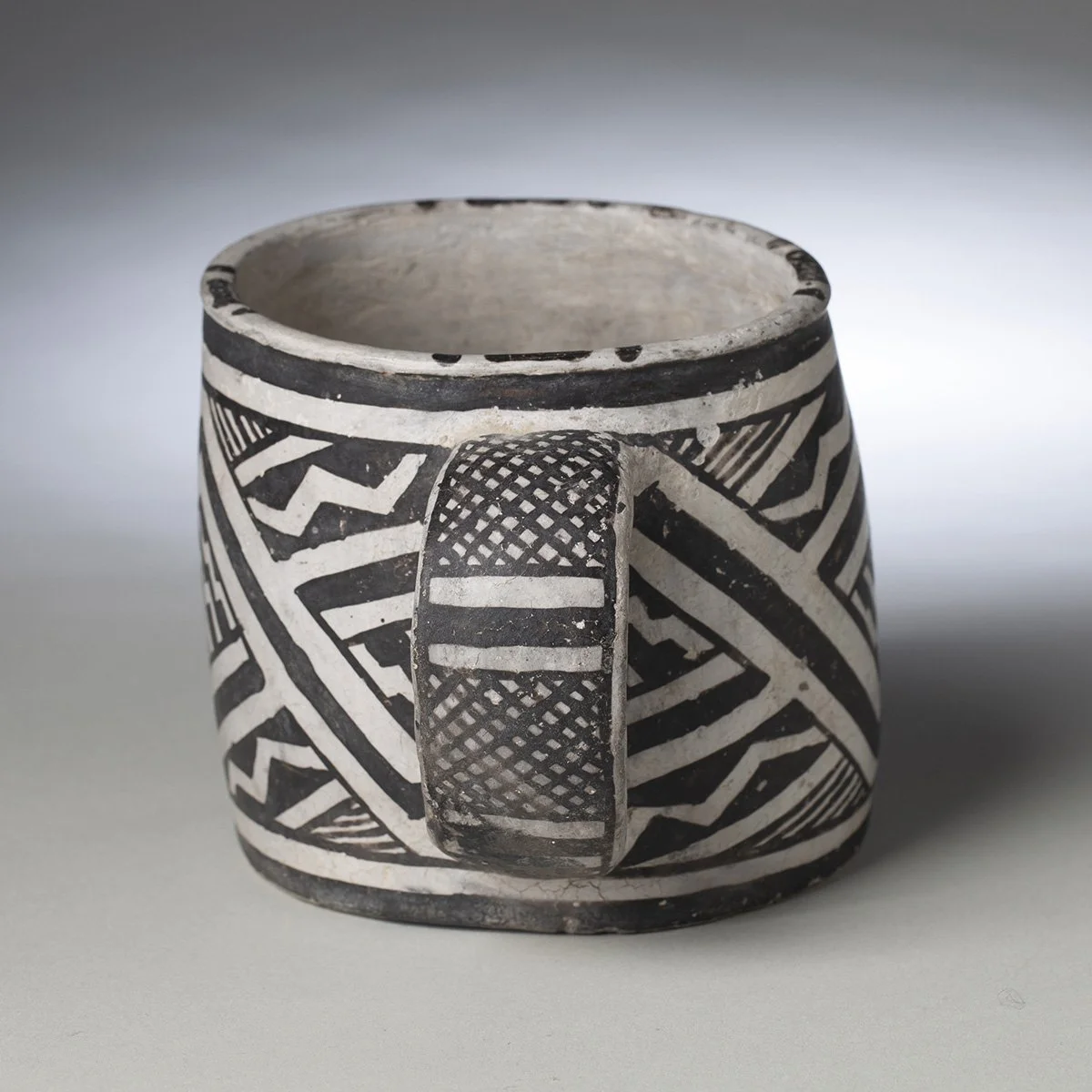 Chaco-Mug4-Pottery-Native-American-Art-Blackburn-4.jpg