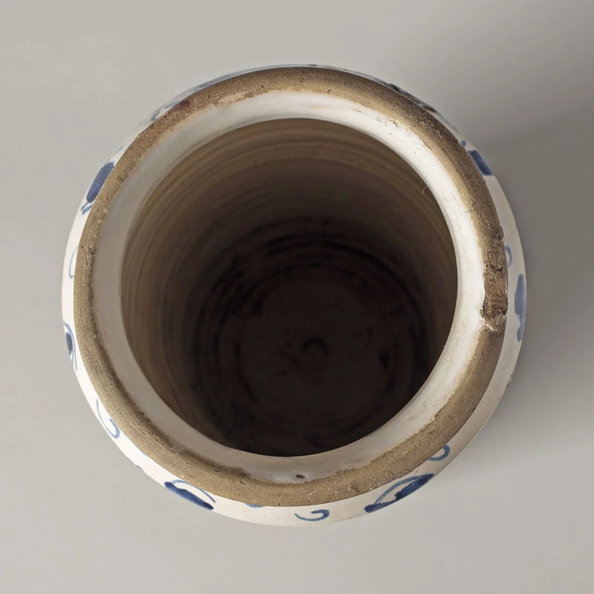 2592-Spanish-Blue-White-Albarelli-Apothecary-Jar-C uriosities-New Mexico-Art-Blackburn-6.jpg (Copy)