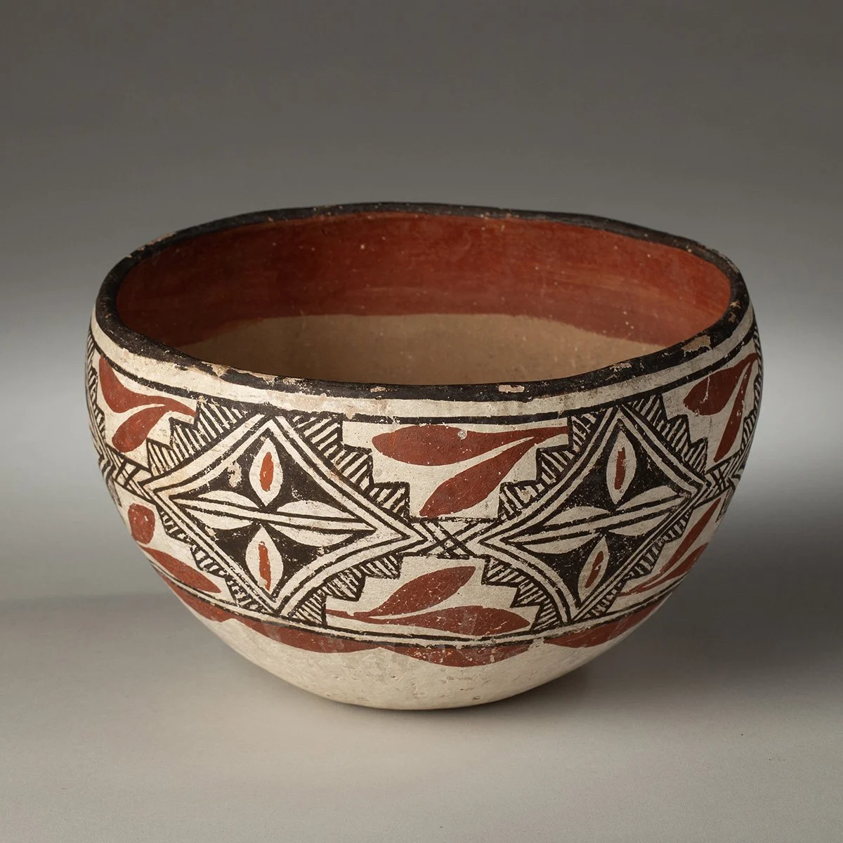 2650-Finely-Decorated-Isleta-Bowl-Historic-Pottery-Native-American-Art-Blackburn-4.jpg