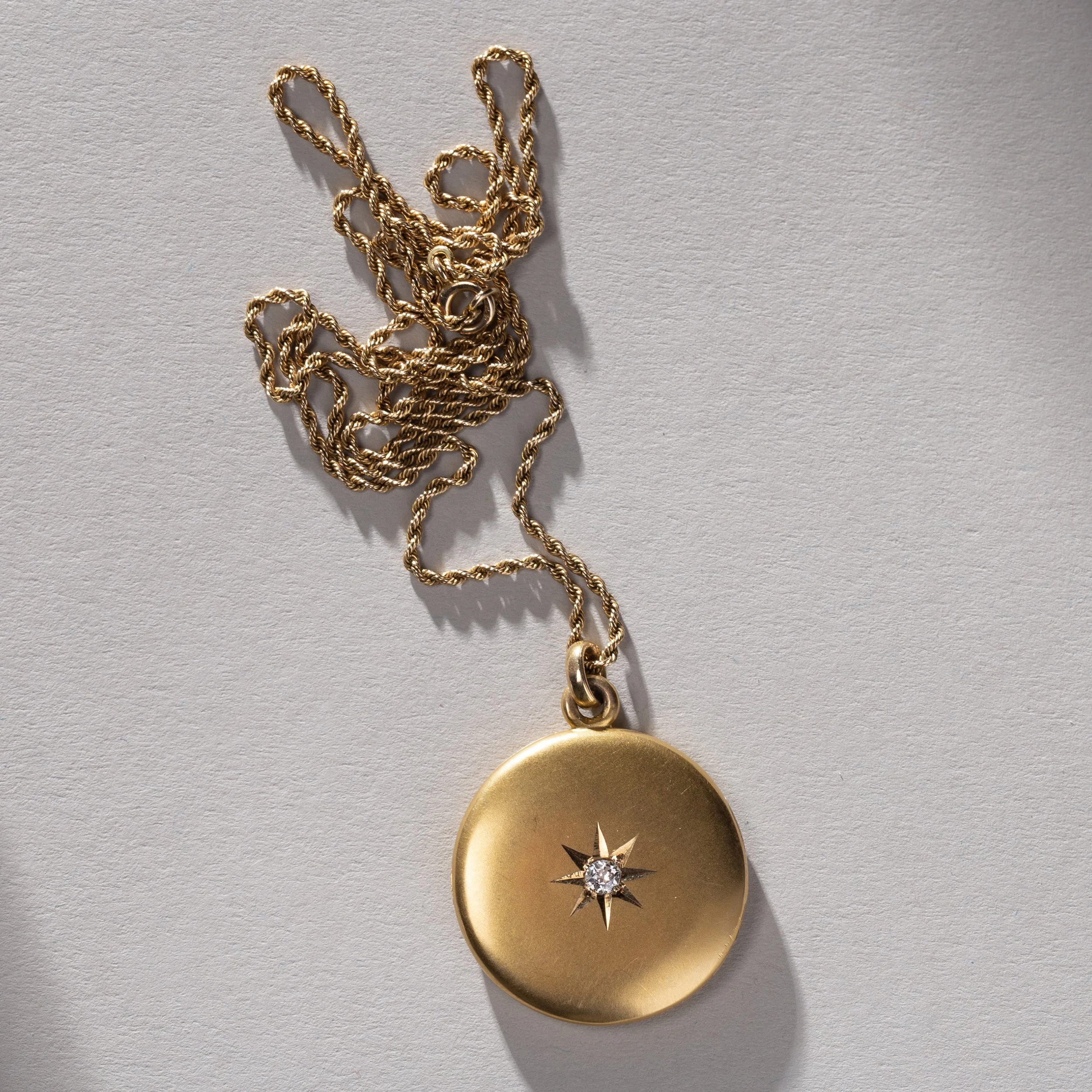 2298-Victorian-Gold-Diamond-Memorial-Locket-Jewelry-Art-Blackburn-1.jpg
