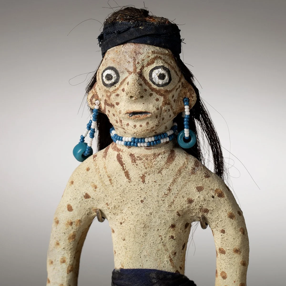 2365-Unusual-Albino-Mojave-Doll-Kachinas-Dolls-Native-American-Art-Blackburn-2.jpg