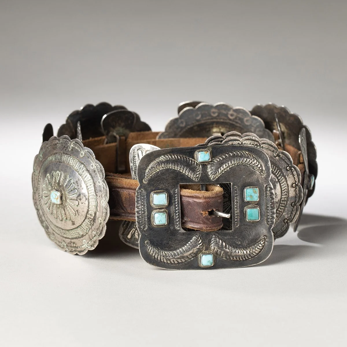 2467-Fine-1920s-Third-Phase-Concho-Belt-Native-American-Jewelry-Art-Blackburn-1.jpg