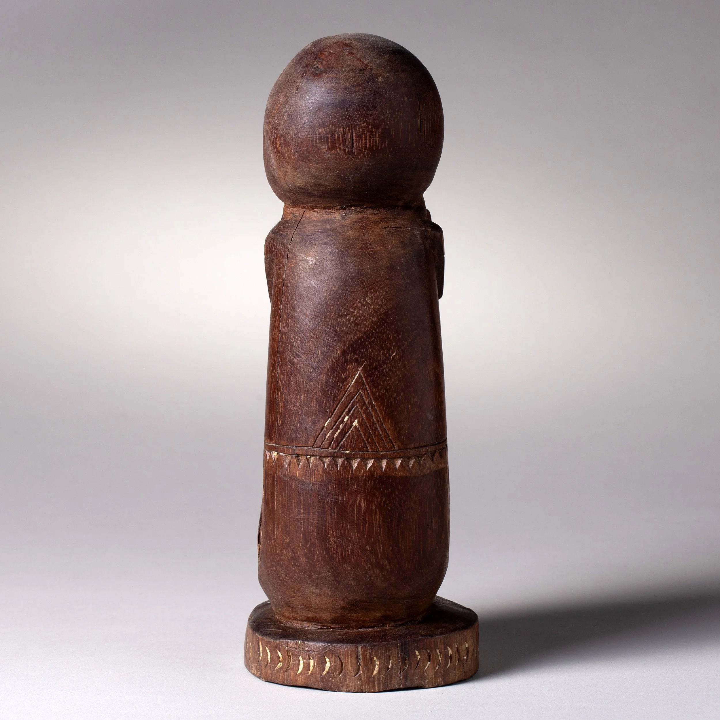 2327-Massim-Figure-3-Young-Collectors-500-or-less-Art-Blackburn-5.jpg