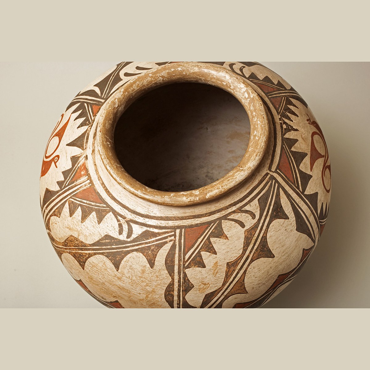 1334-Massive-Zuni-Tsayutitsa-Olla-Drum-Historic-Pottery-Native-American-Art-Blackburn-6.jpg