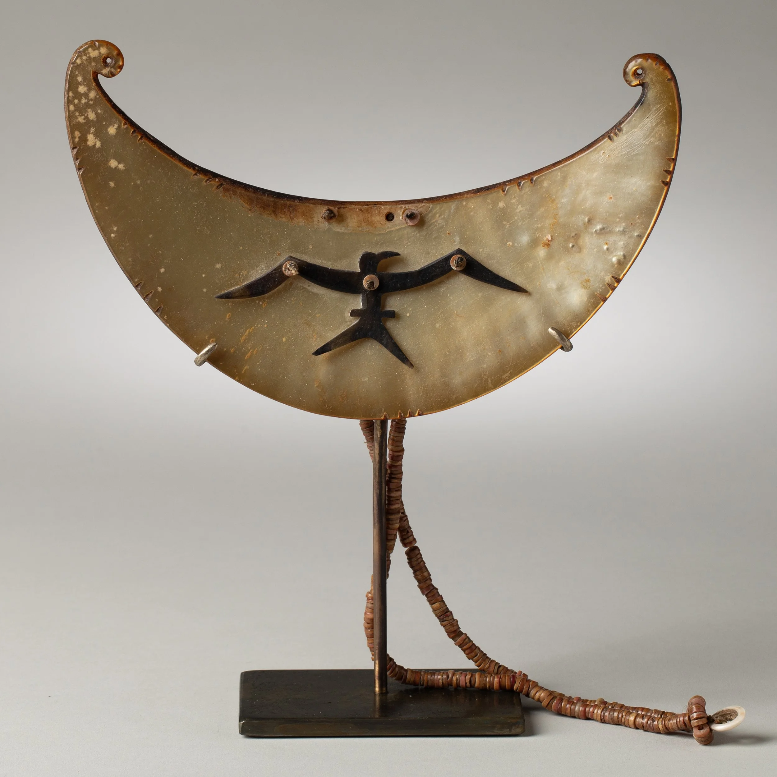 2269-Solomon-Island-Prestige-Crescent-Shaped-Necklace-Oceanic-Art-Blackburn-6.jpg