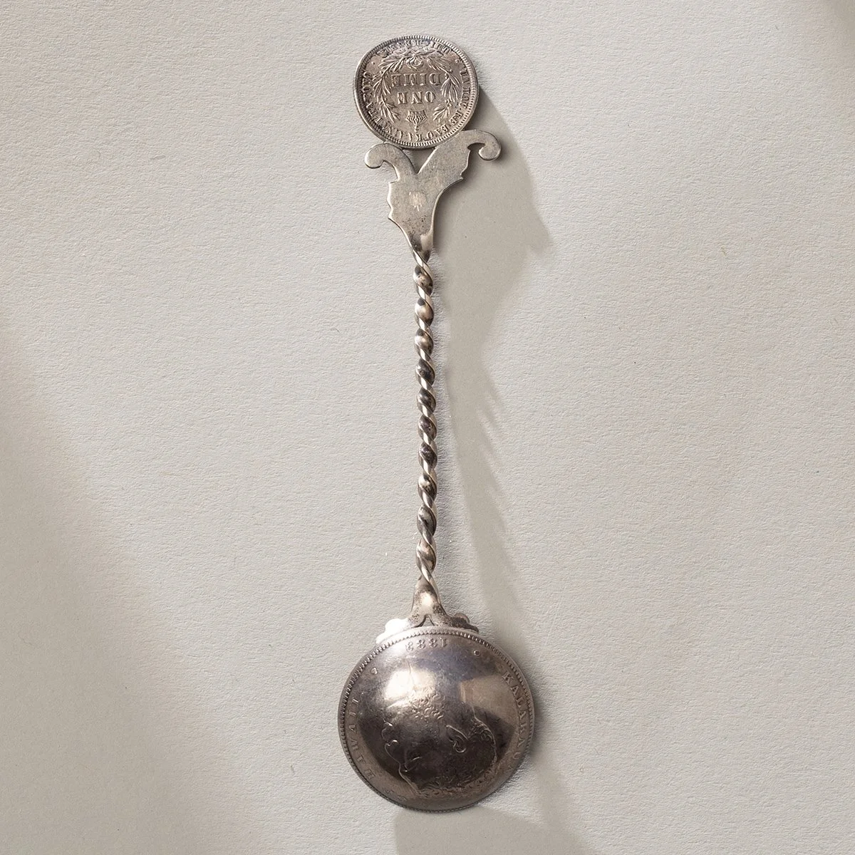 2213-Hawaiian-Kalakaua-Coins-Souvenir-Spoon-Hawaii-Art-Blackburn-3.jpg