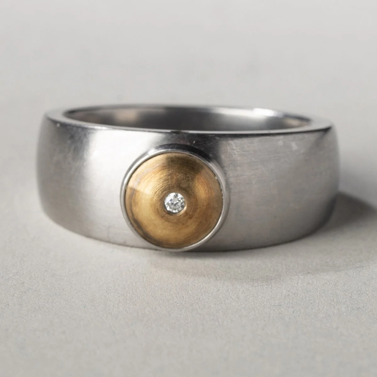 2377-Carbon-Fiber-Gold -Diamond-Ring-.Native-American-Jewelry-Art-Blackburn-1.jpg