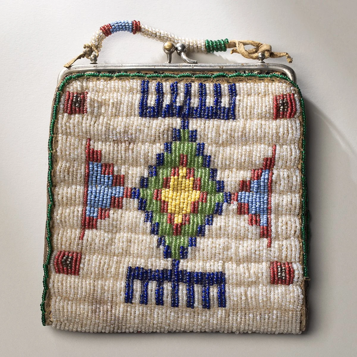 2386-Sioux-Ladys-Handbag-Beadwork-Quillwork-Native-American-Art-Blackburn-1.jpg