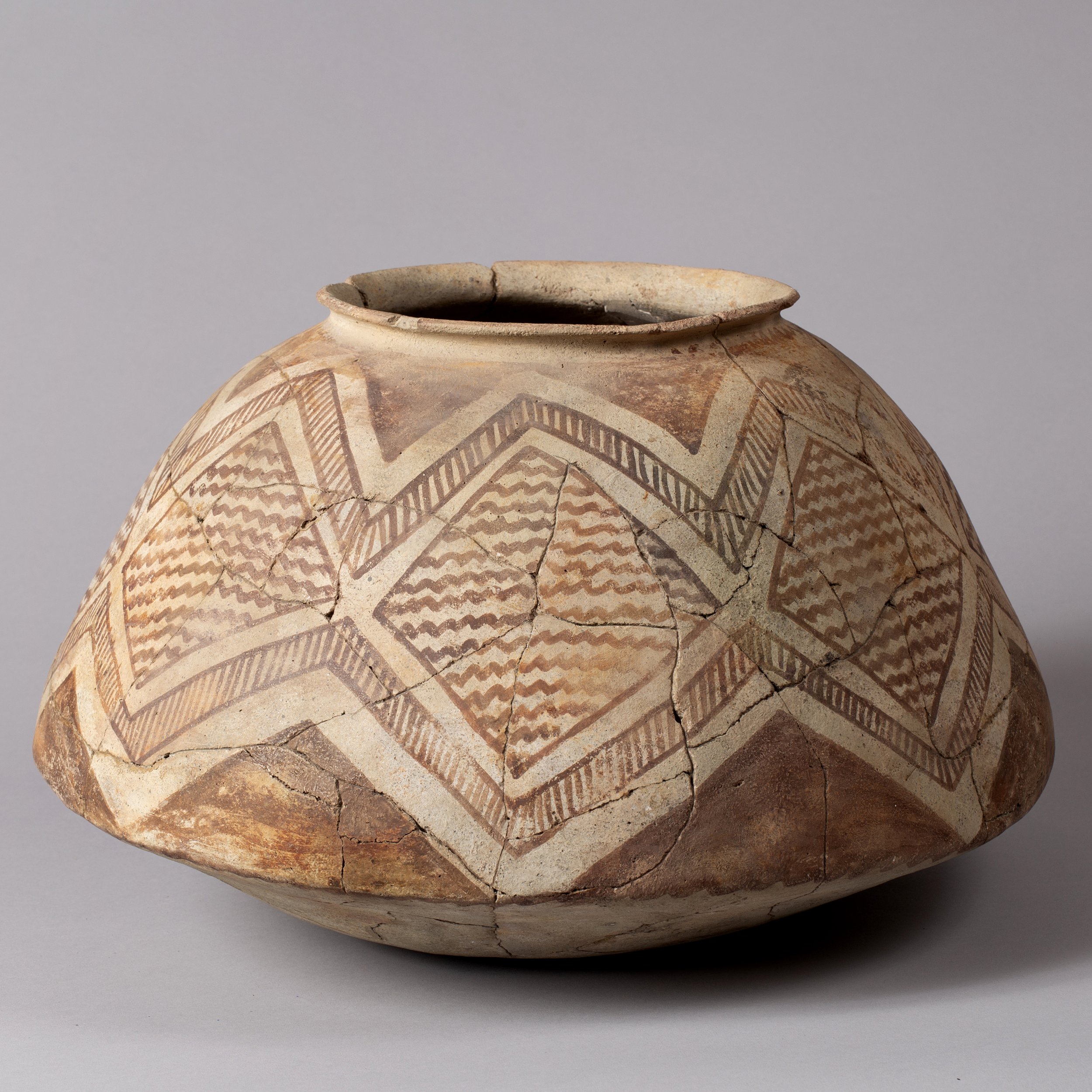 2335-Massive-Hohokam-Storage-Jar-Pre-Historic-Pottery-Native-American-Art-Blackburn-4.jpg