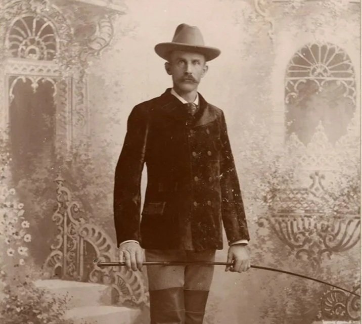 W.T. Collings and “Julius the Man Killer” Photographic Archive, 1890s