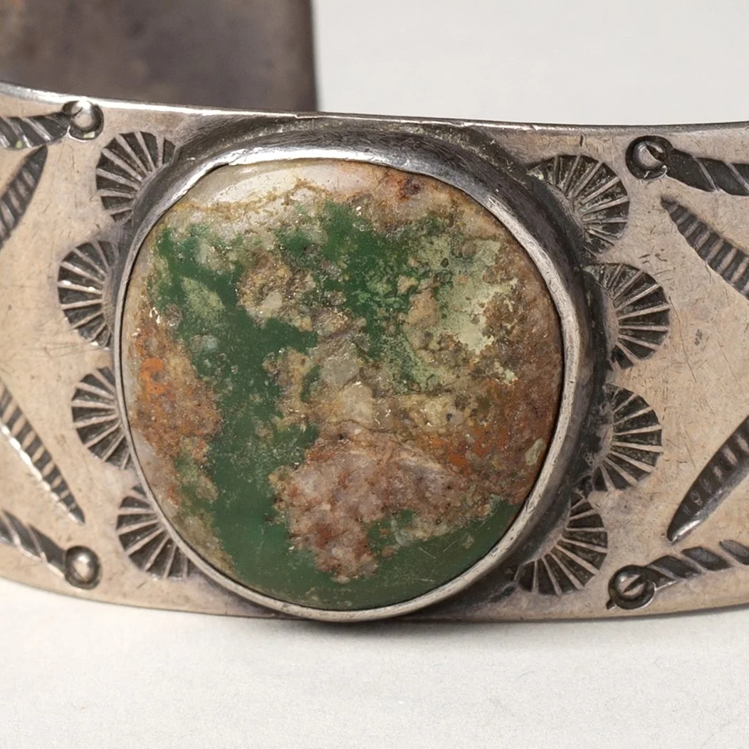 2279-Navajo-Green-Turquoise-Bracelet-Native-American-Jewelry-Art-Blackburn-2.jpg