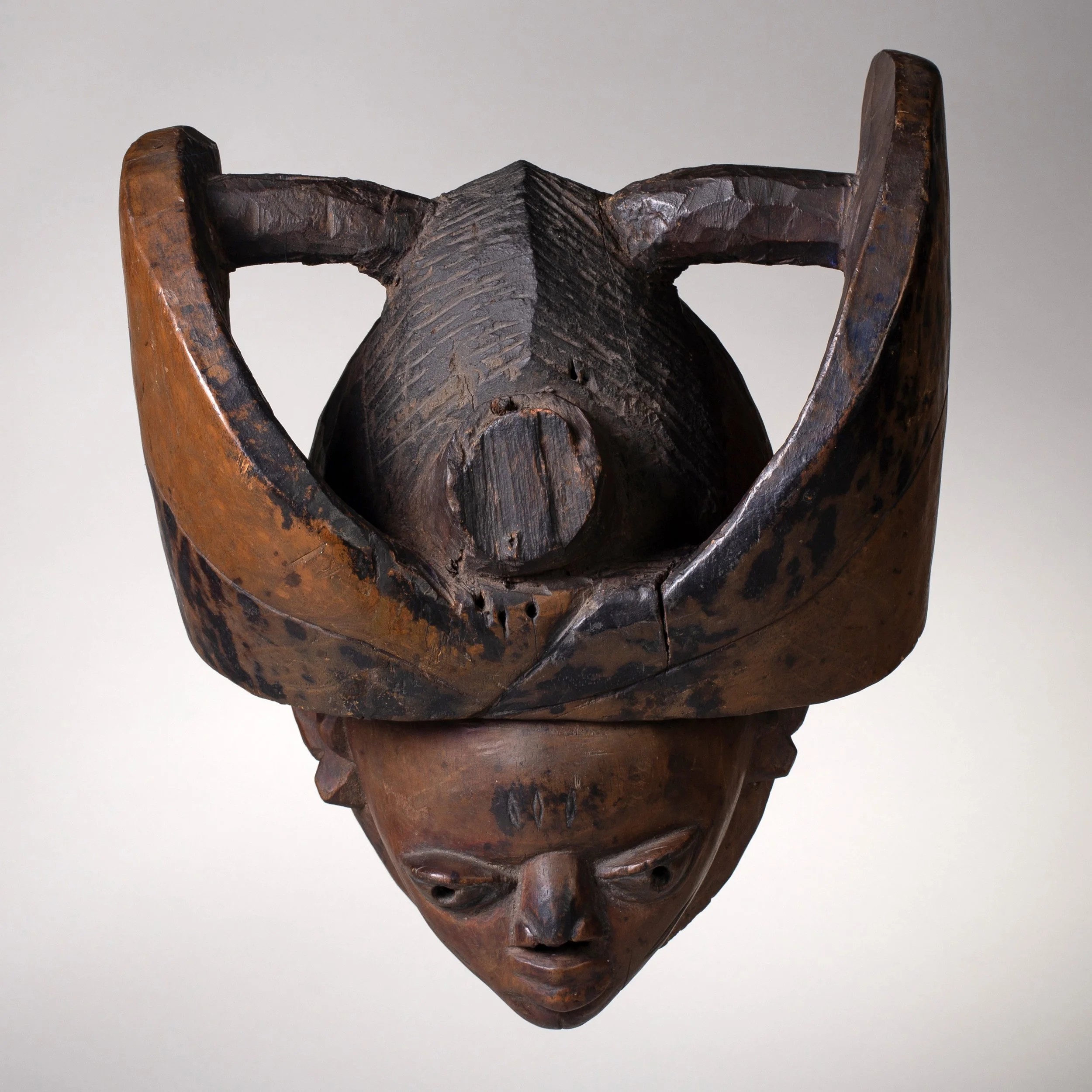 2330-Yoruba-Gelede-Mask-Africa-Art-Blackburn-2.jpg