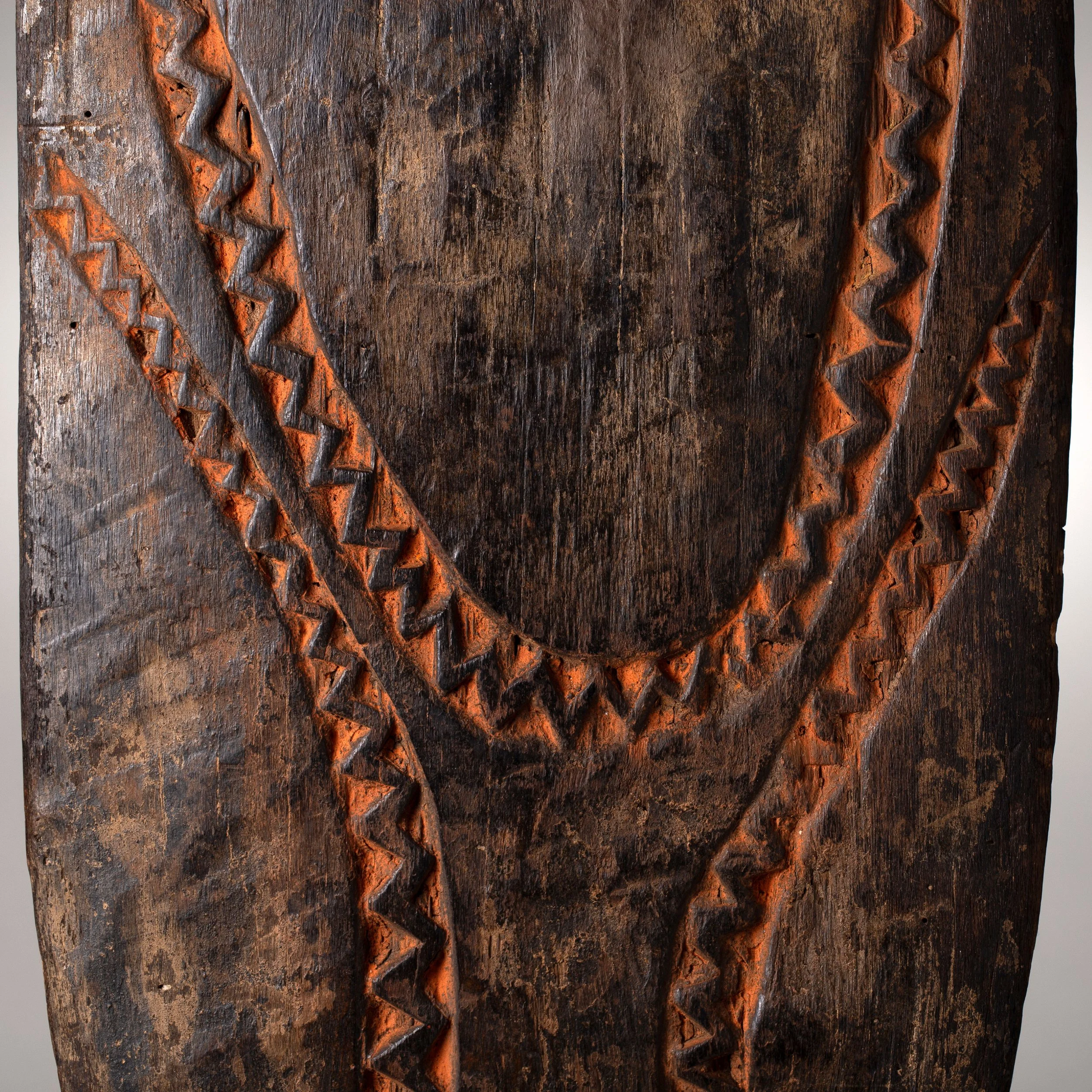 2313-Elayaborr-Highlands-Shoulder-Shield-Oceanic-Art-Blackburn-2.jpg