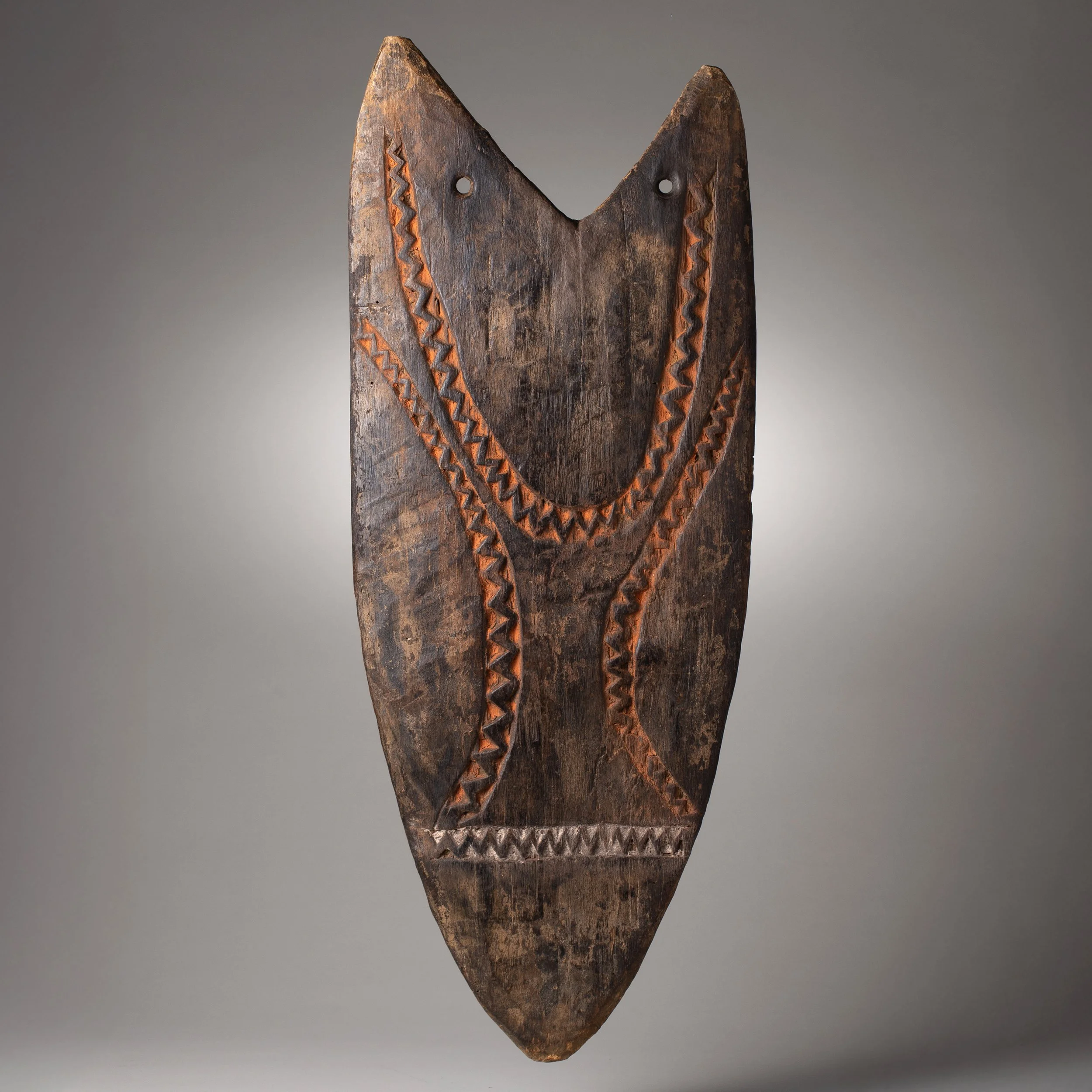 2313-Elayaborr-Highlands-Shoulder-Shield-Oceanic-Art-Blackburn-1.jpg