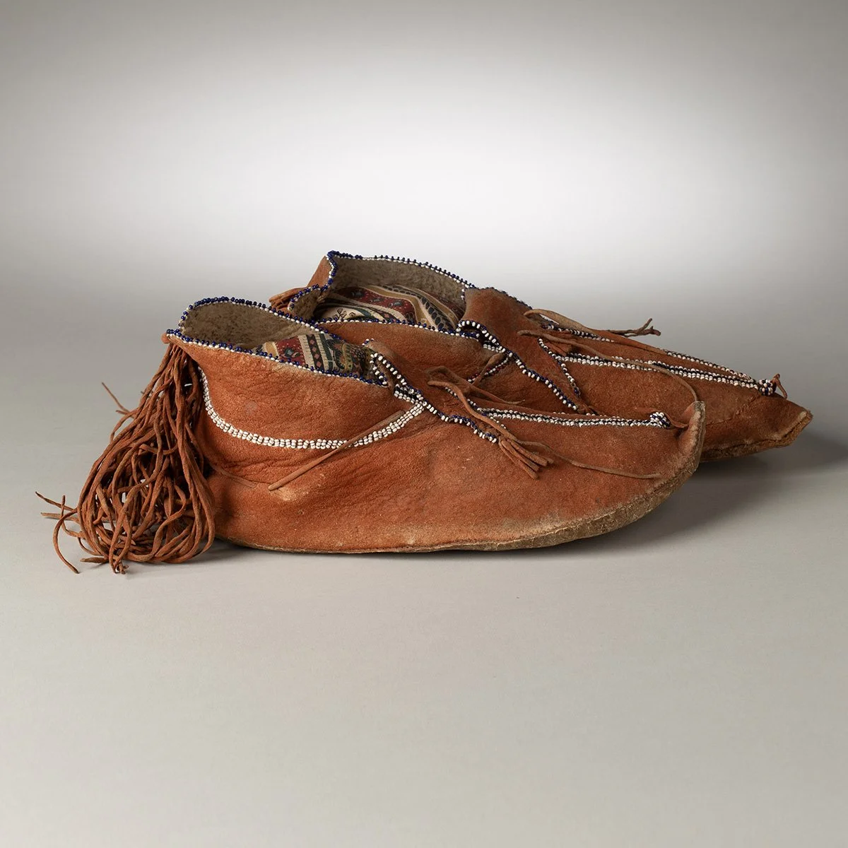 2600-Important-Apache-Moccasins-Art-Blackburn-6.jpg