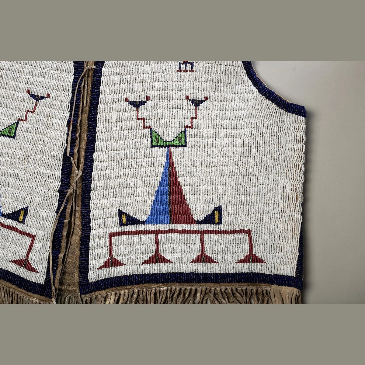 1013-Fine-Sioux-Beaded-Vest-Beadwork-Native-American-Art-Blackburn-3.jpg