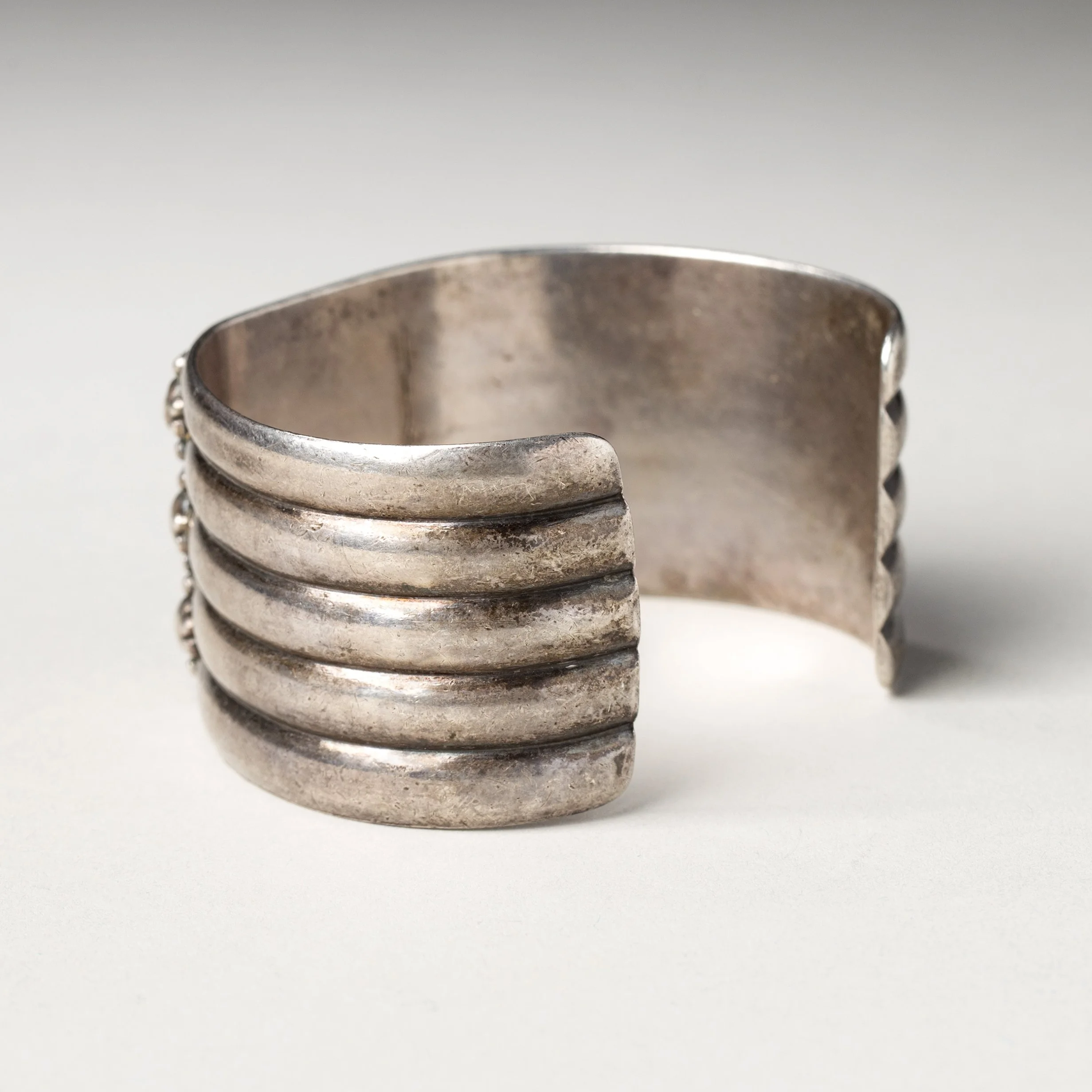 2277-Fine-Navajo-Bracelet-Native-American-Jewelry-Art-Blackburn-4.jpg