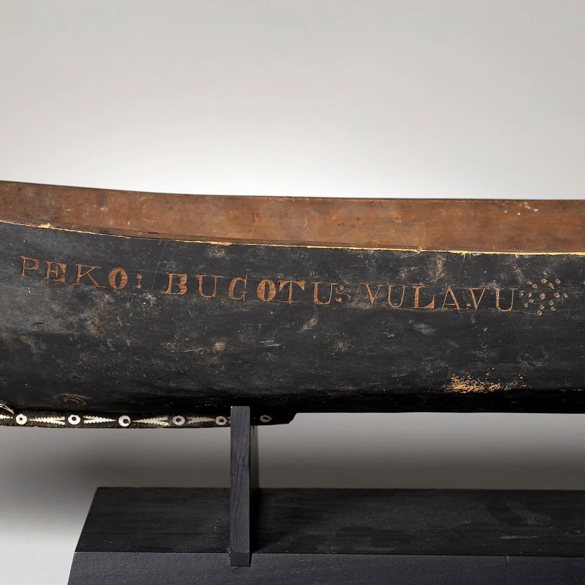 1761-Solomon-Island-Model-Canoe-Oceanic-Art-Blackburn-9.jpg