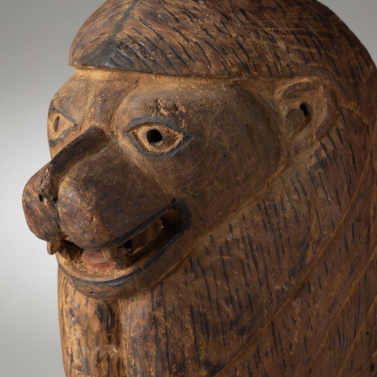 2458-Unusual-Congo-Lion-Mask-Africa-Art-Blackburn-2.jpg
