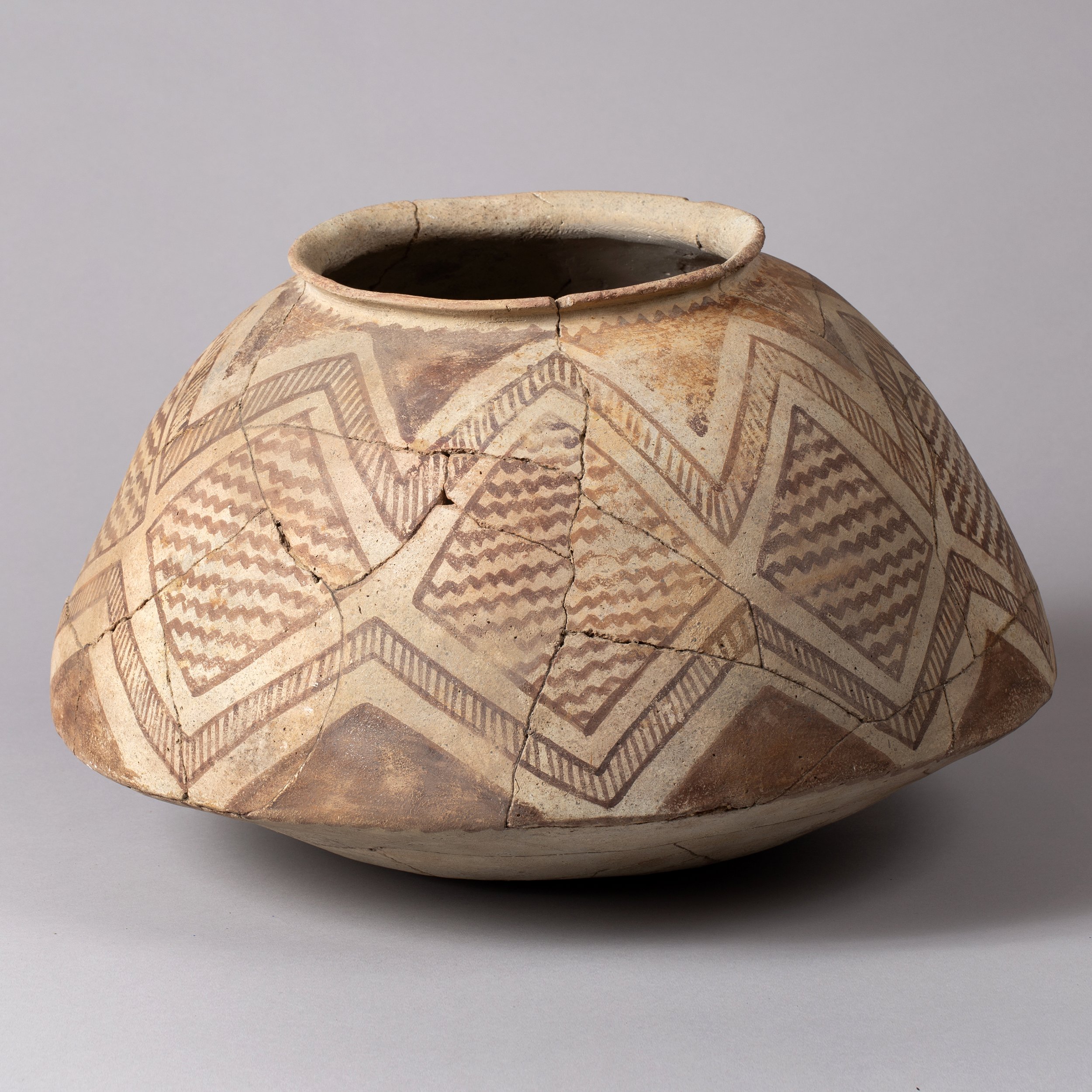 2335-Massive-Hohokam-Storage-Jar-Pre-Historic-Pottery-Native-American-Art-Blackburn-2.jpg