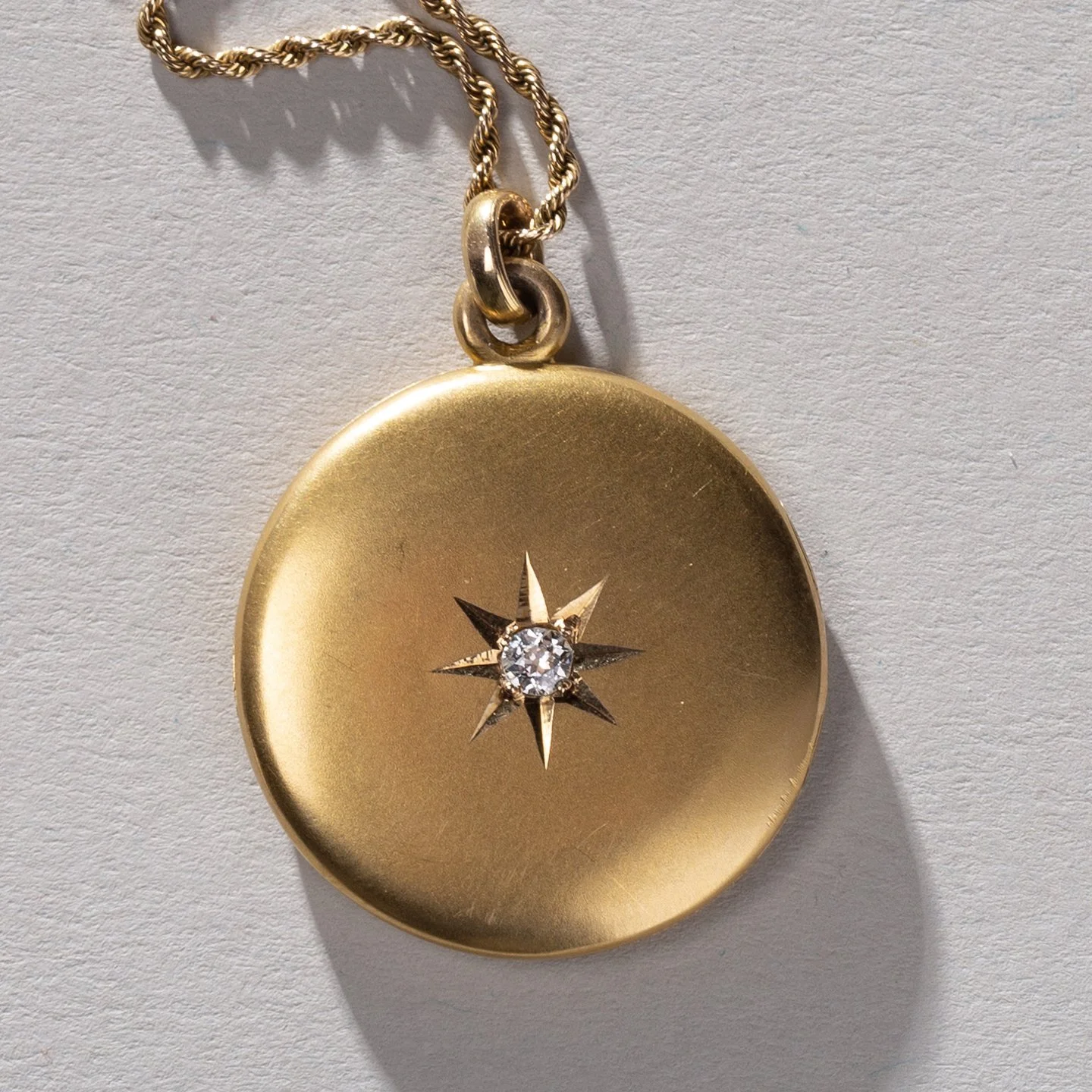 2298-Victorian-Gold-Diamond-Memorial-Locket-Jewelry-Art-Blackburn-2.jpg