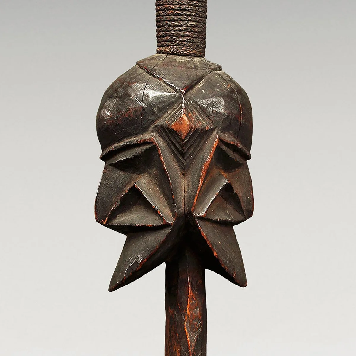 Superb-Vanuatu-Figurative-Spear-Foreshaft-Oceanic-Art-Blackburn-0.jpg