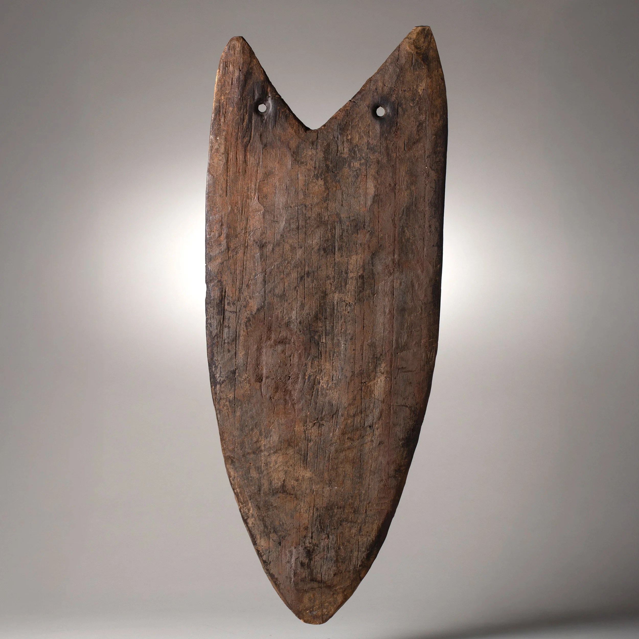 2313-Elayaborr-Highlands-Shoulder-Shield-Oceanic-Art-Blackburn-3.jpg