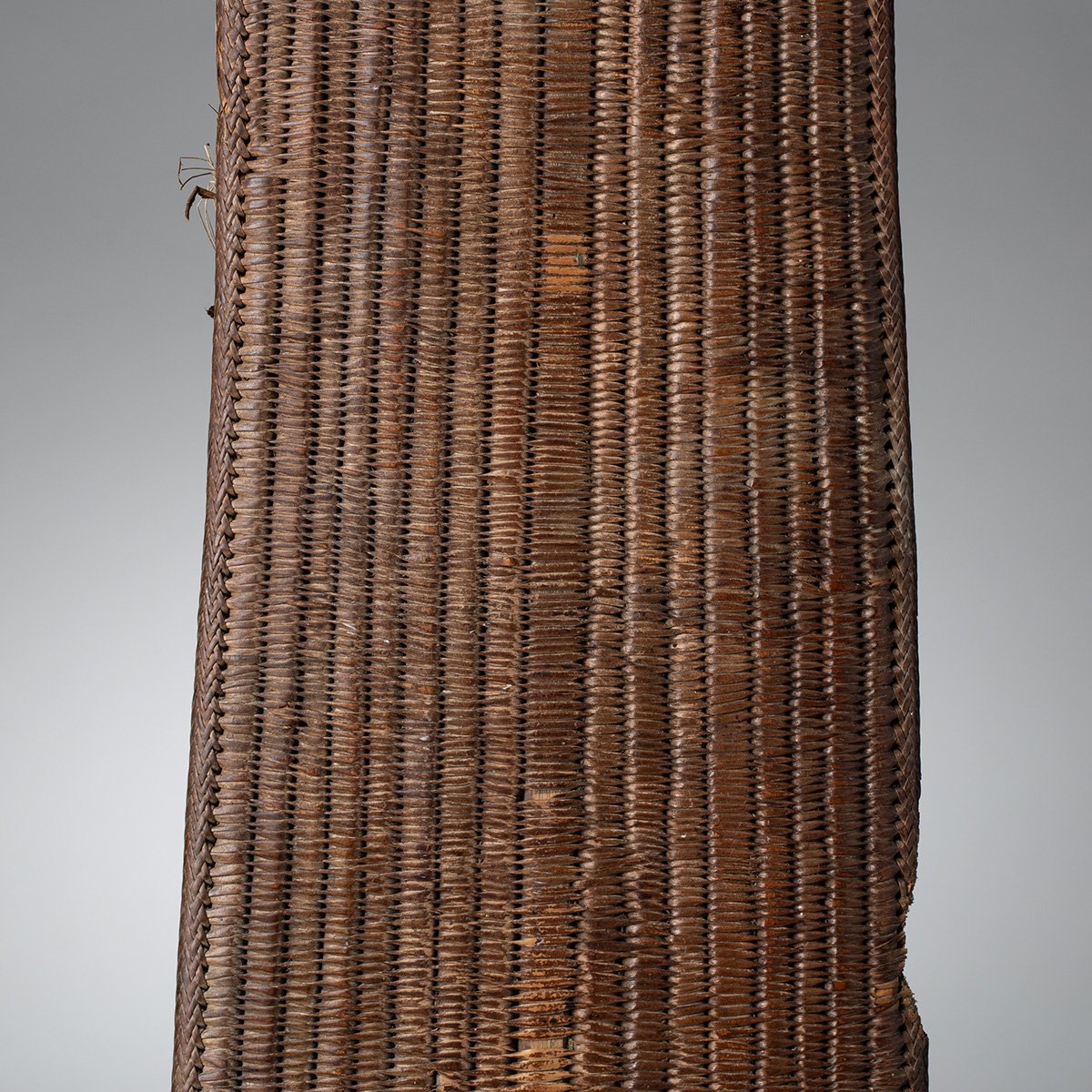 2665-Solomon-Islands-Wicker-Shield-Oceanic-Art-Blackburn-6.jpg
