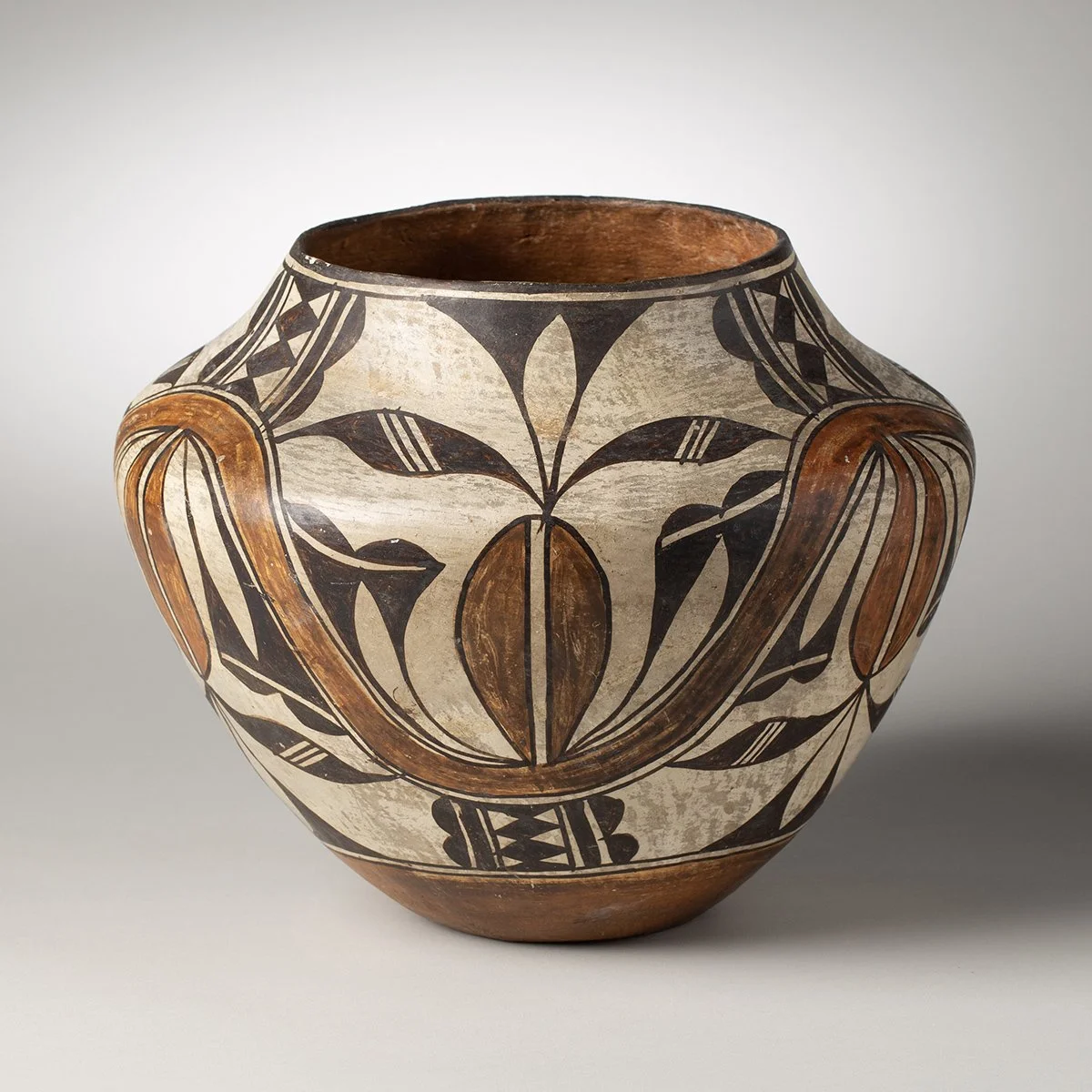 1806-Three-Color-Acoma-Olla-Historic-Pottery-Native-American-Art-Blackburn-4.jpg