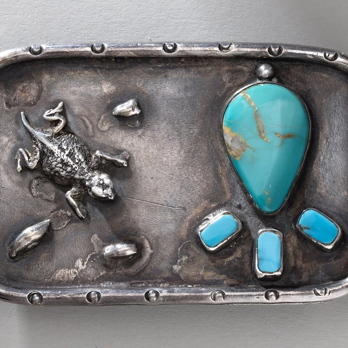 2400-Horny-Toad-Navajo-BuckleNative-American-Jewelry-Art-Blackburn-2.jpg