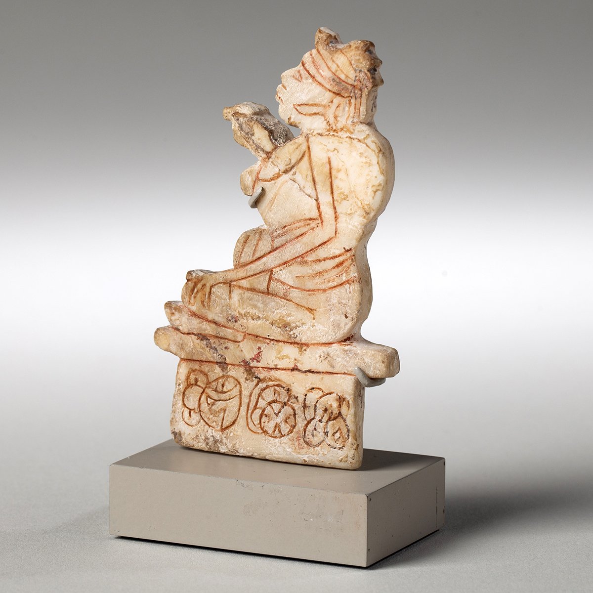 1683-Fine-Mayan-Figural-Shell-Ornament-Pre-Columbian-Maya-Art-Blackburn-3.jpg