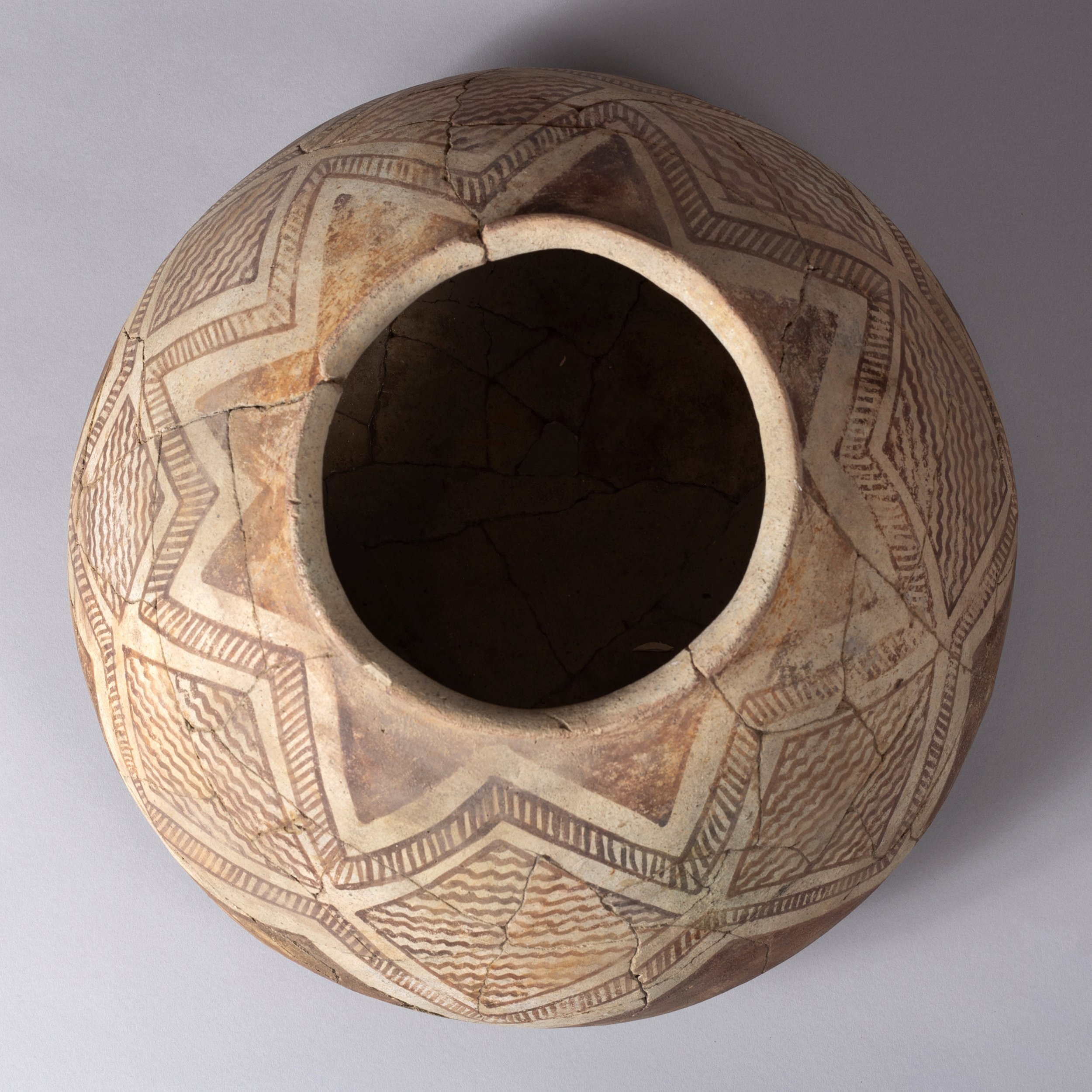 2335-Massive-Hohokam-Storage-Jar-Pre-Historic-Pottery-Native-American-Art-Blackburn-5.jpg