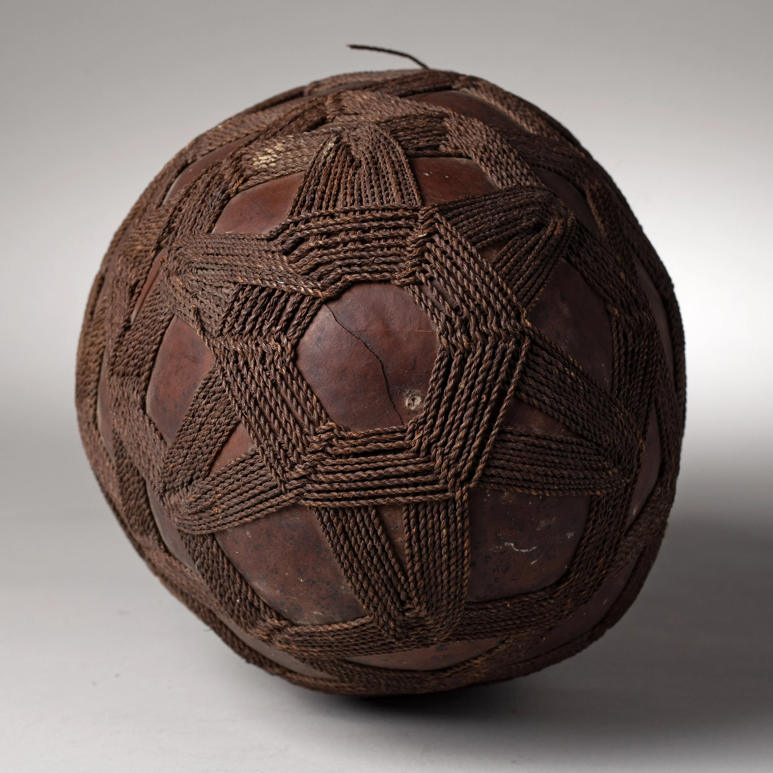2312-Tall-New-Caledonia-Gourd-Oceanic-Art-Blackburn-7.jpg